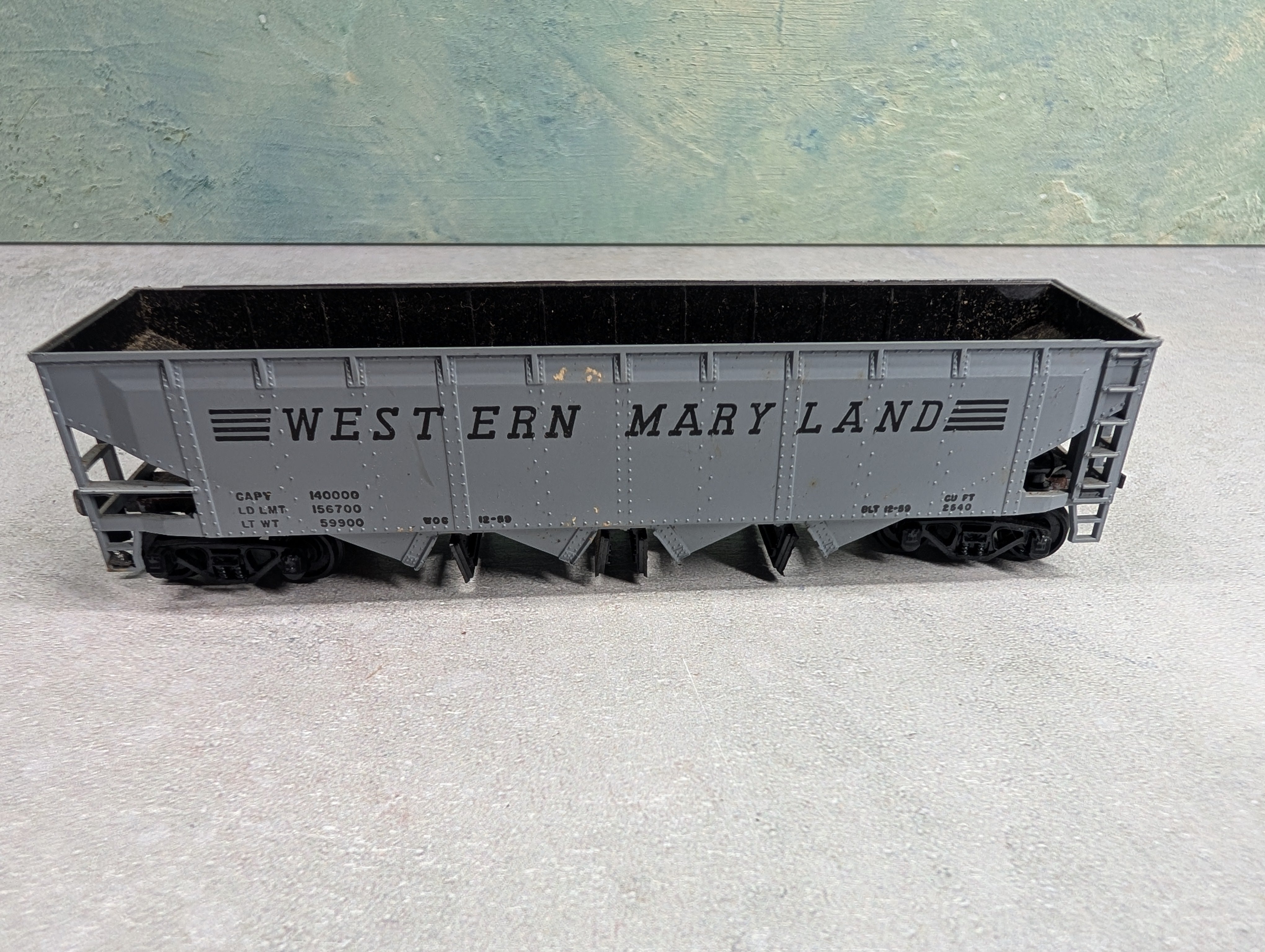 USED Athearn 1757 HO Scale Operating Quad Hopper Western Maryland KIT