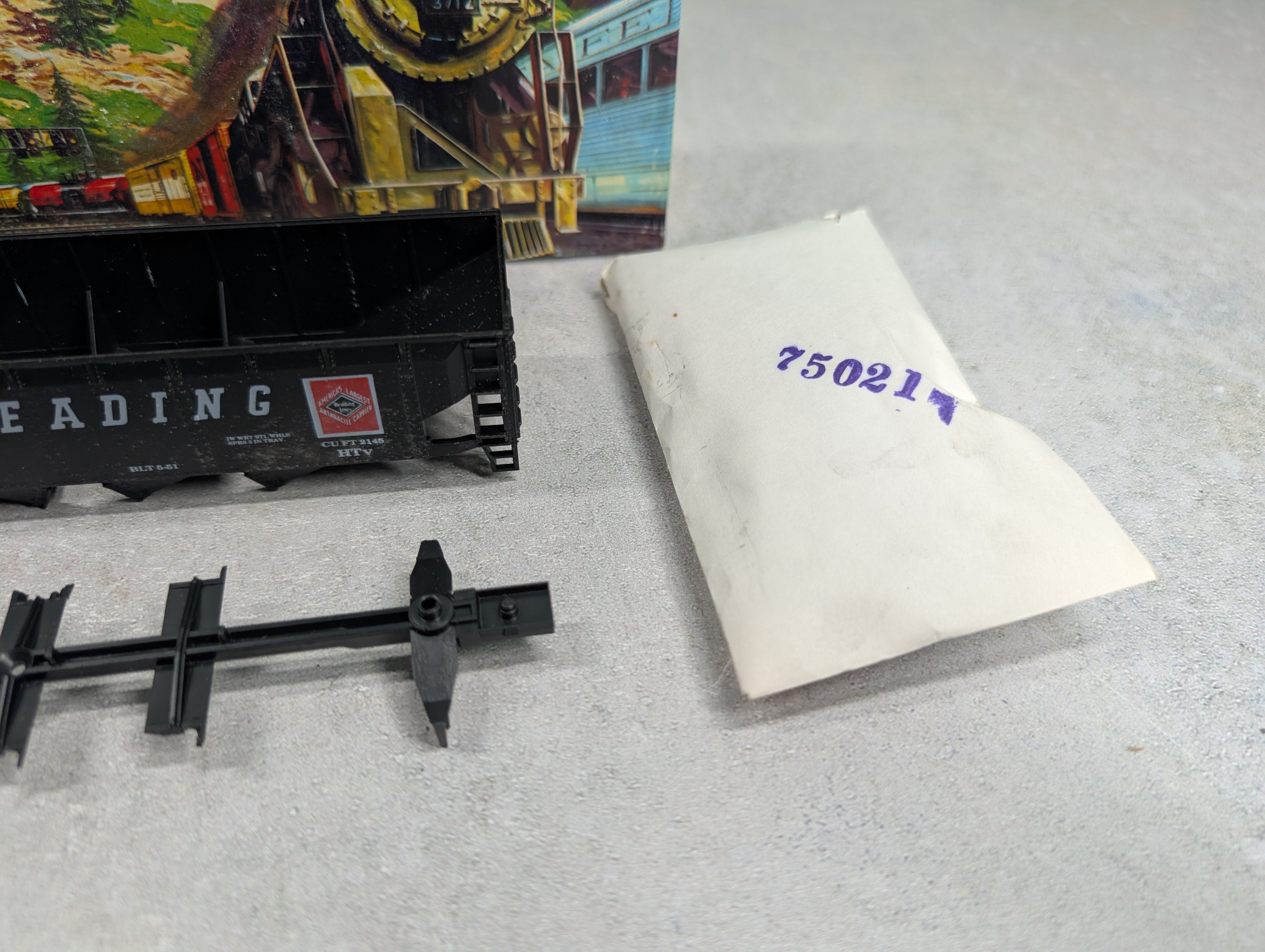 USED Athearn 1917 HO Scale 40' Open-Top Quad Hopper Reading RDG #86261 Bev-Bel KIT
