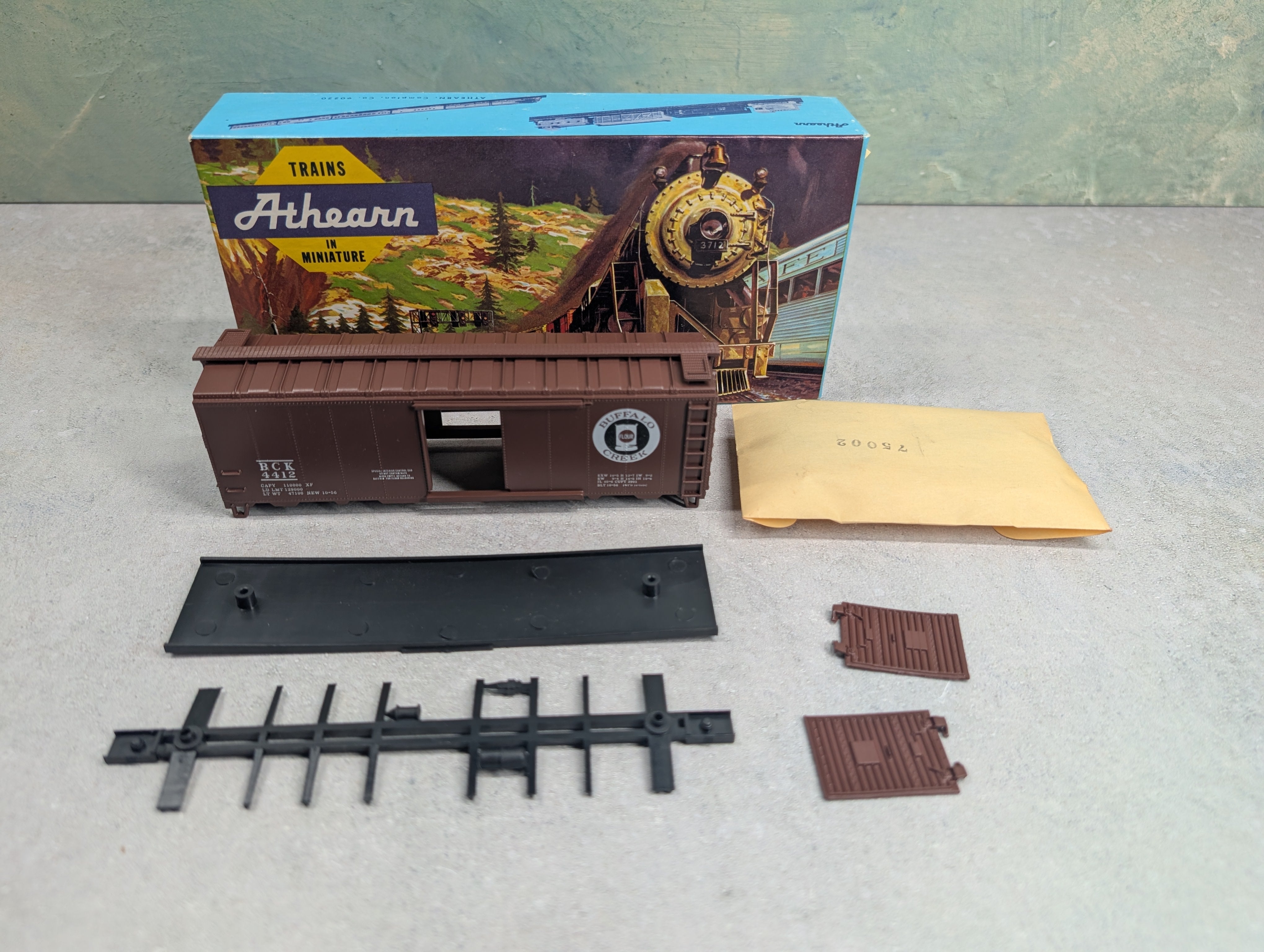 USED Athearn #278-1 HO Scale 40' Box Car Buffalo Creek BCK #4412 Bev-Bel KIT