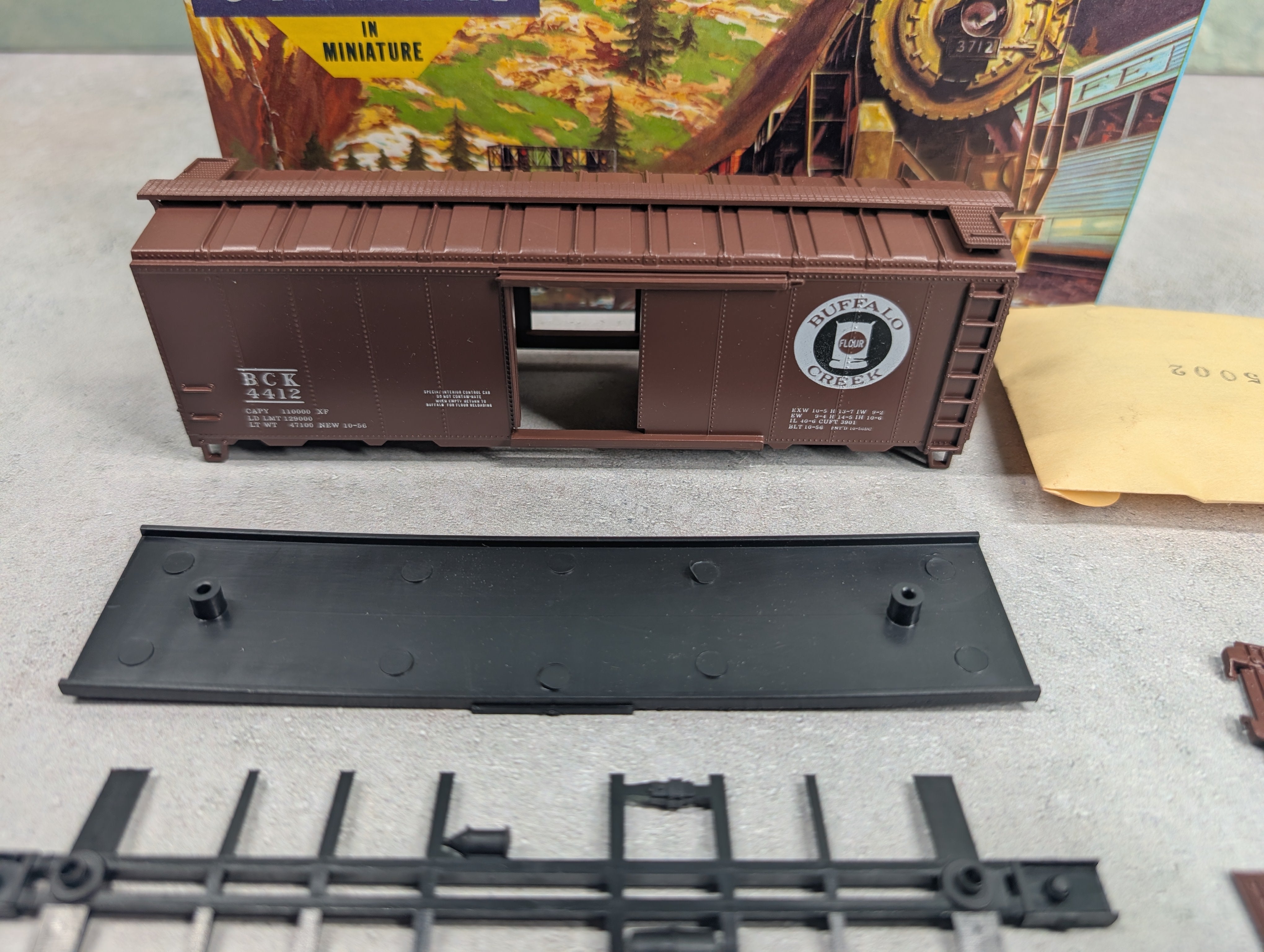 USED Athearn #278-1 HO Scale 40' Box Car Buffalo Creek BCK #4412 Bev-Bel KIT