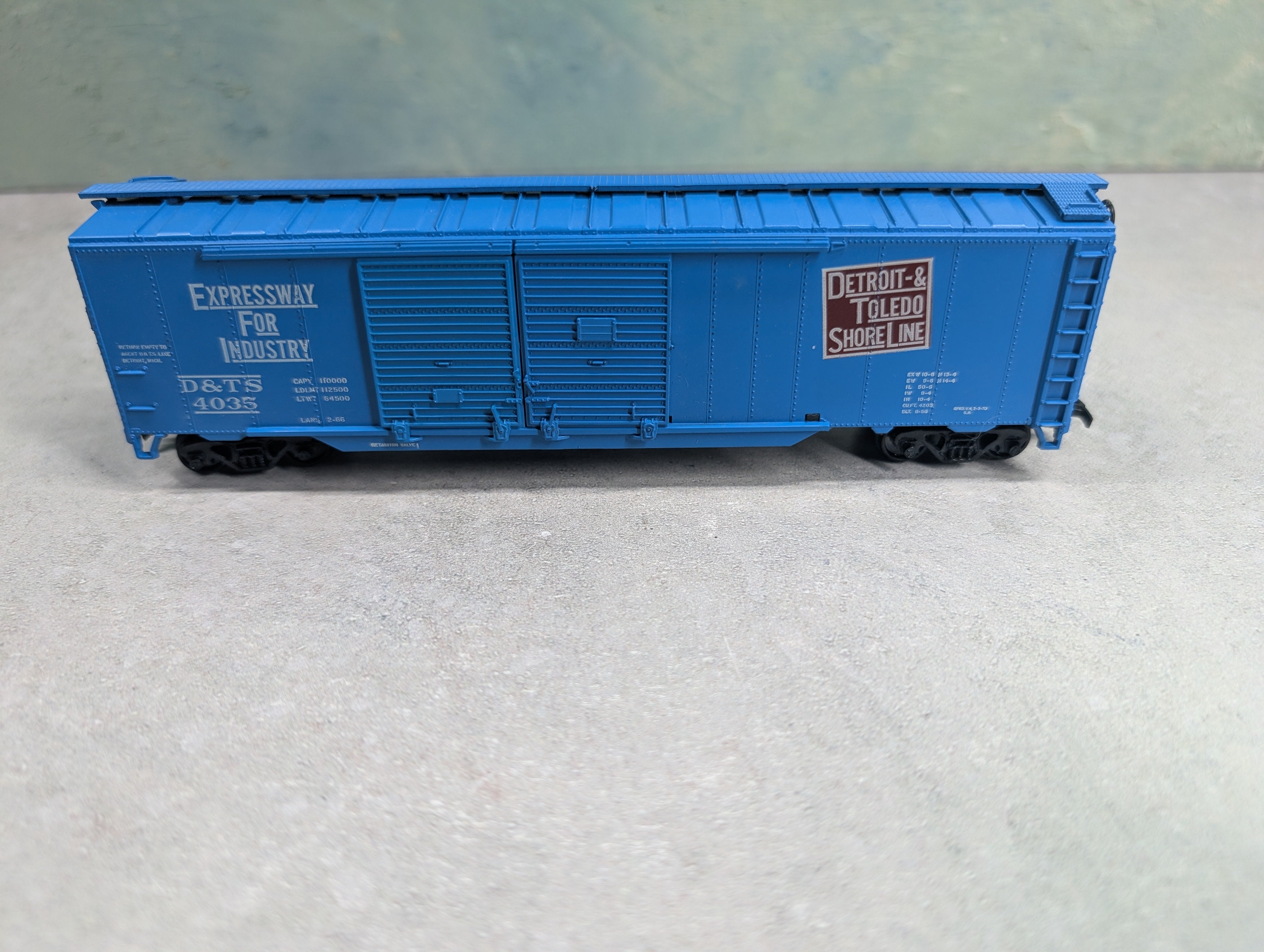 USED Athearn 1307 HO Scale 50' DD Box Car Detroit & Toledo Shore Line D&TS #4035