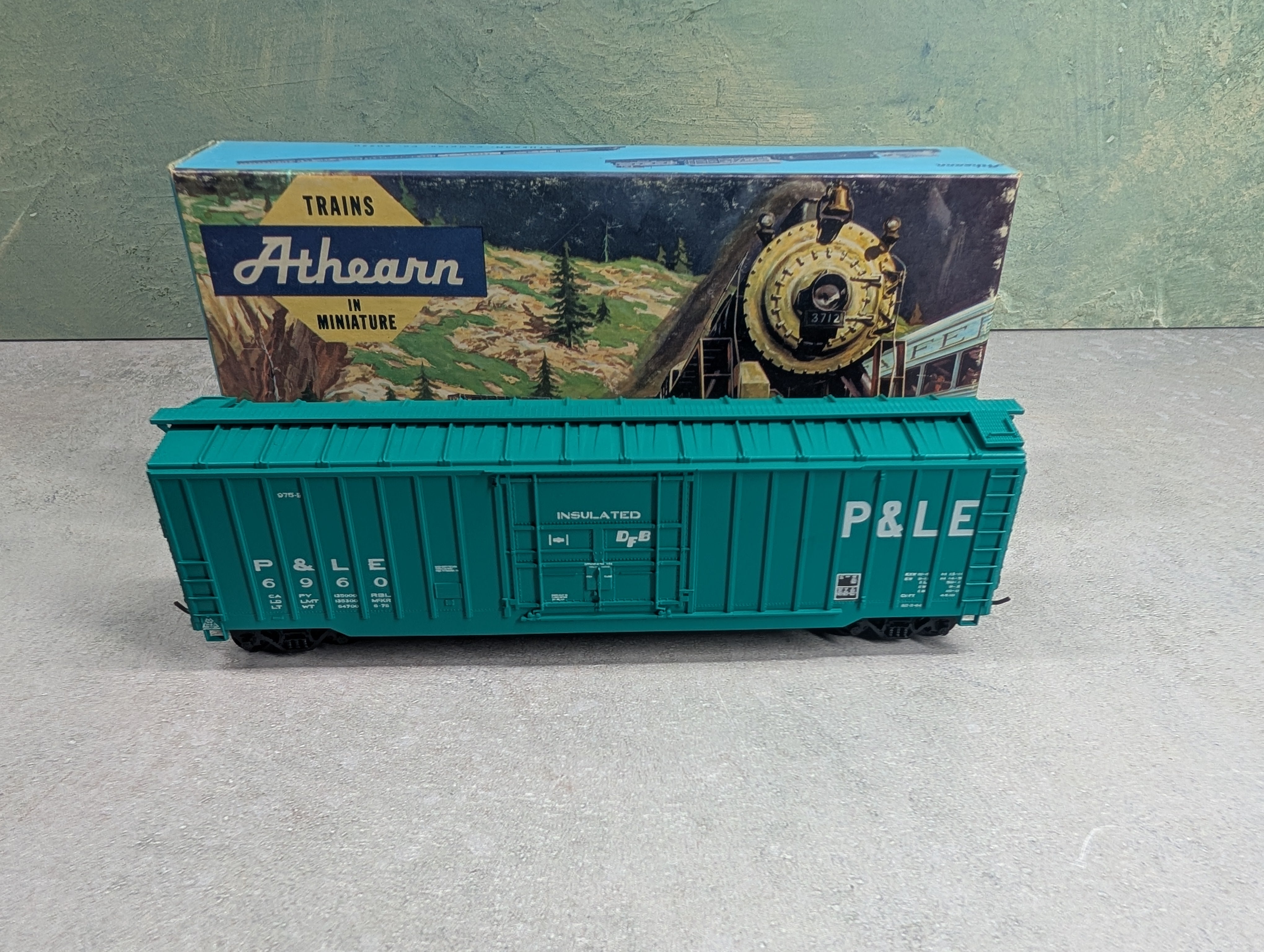 USED Athearn #157 HO Scale 50' OB Box Car Pittsburgh & Lake Erie P&LE #6960 Rail Runner