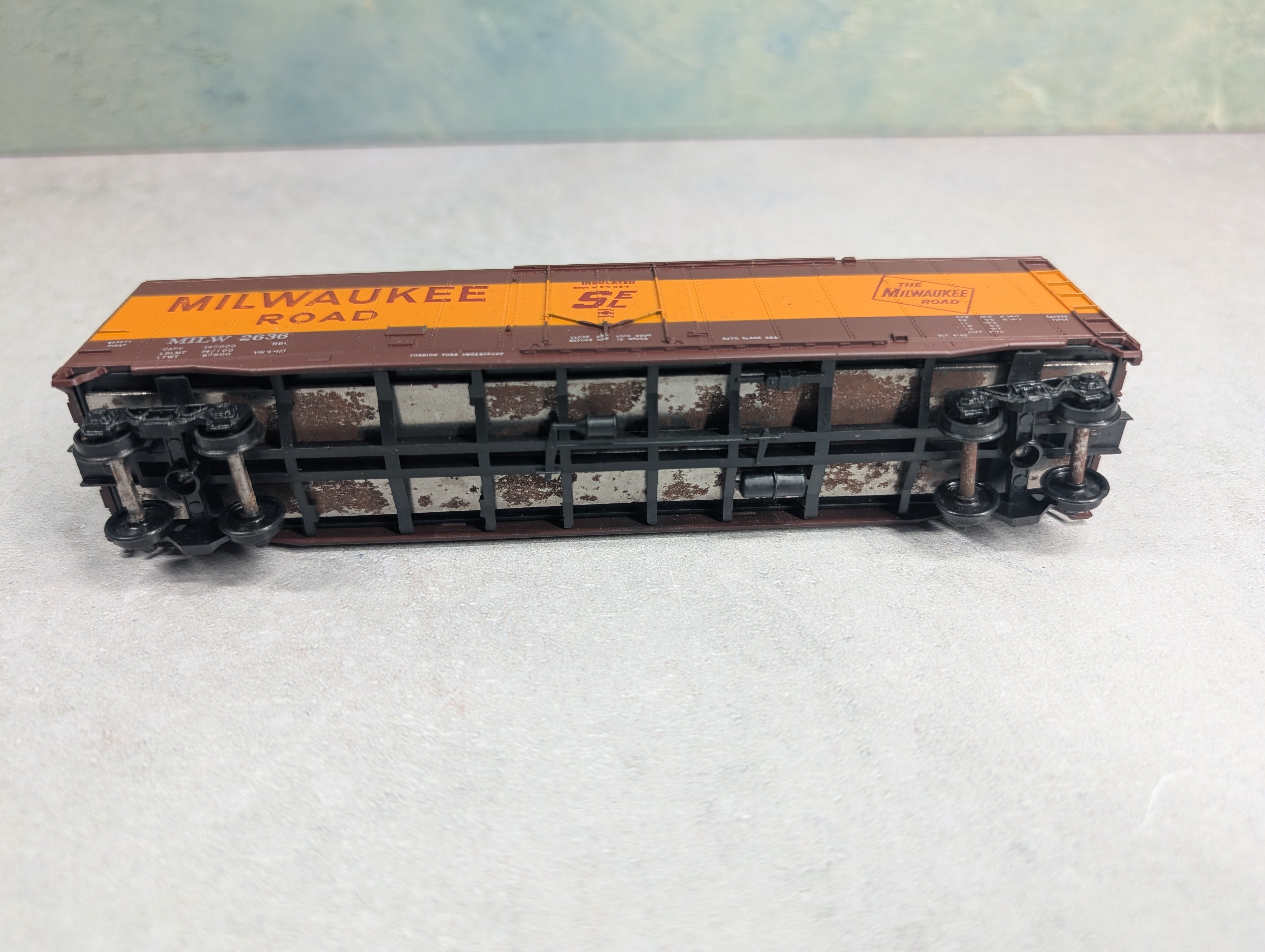 USED Athearn 1330 HO Scale 50' PD Box Car Milwaukee Road MILW #2636 KIT