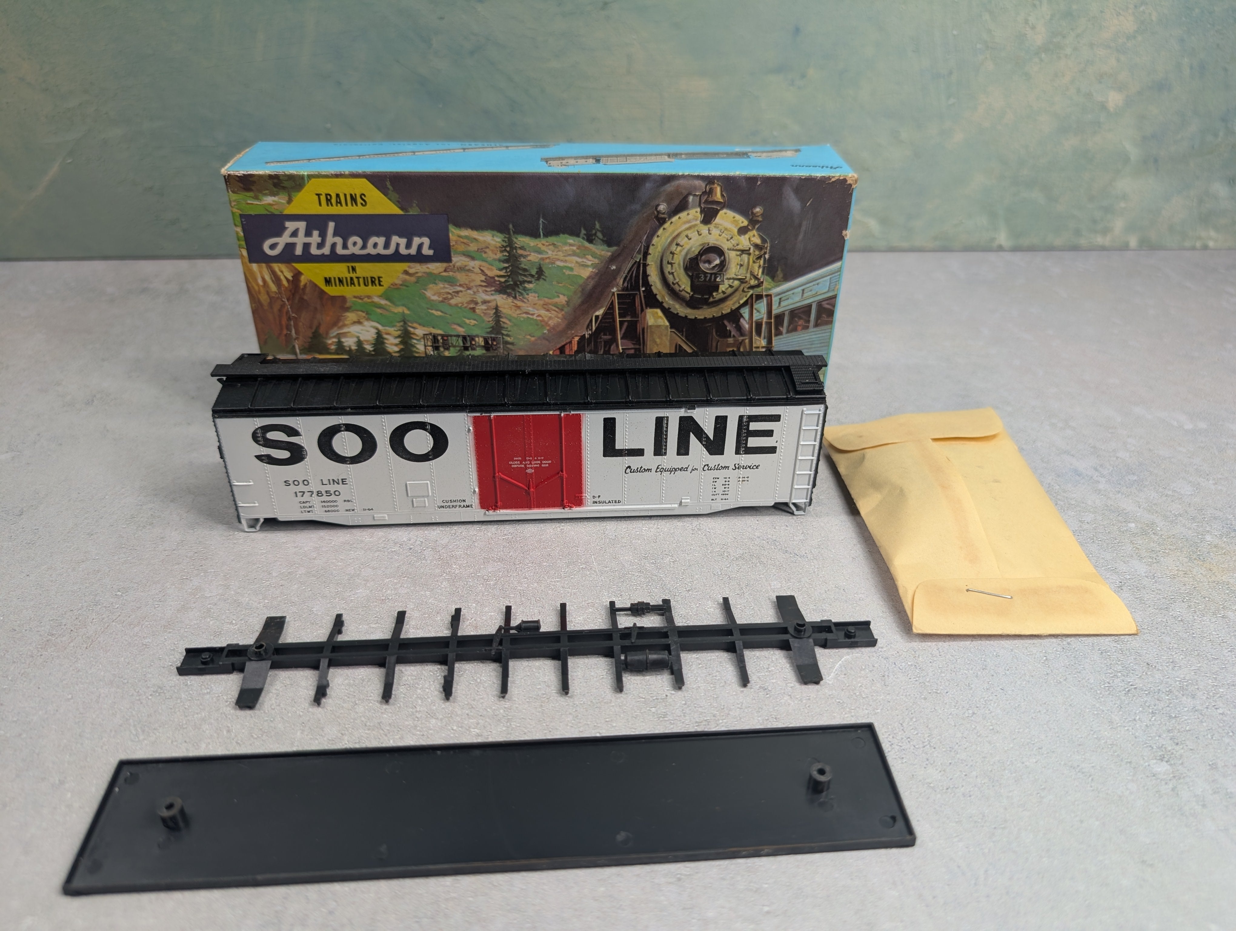 USED Athearn 1335 HO Scale 50' PD Box Car SOO Line #177850 Decals KIT