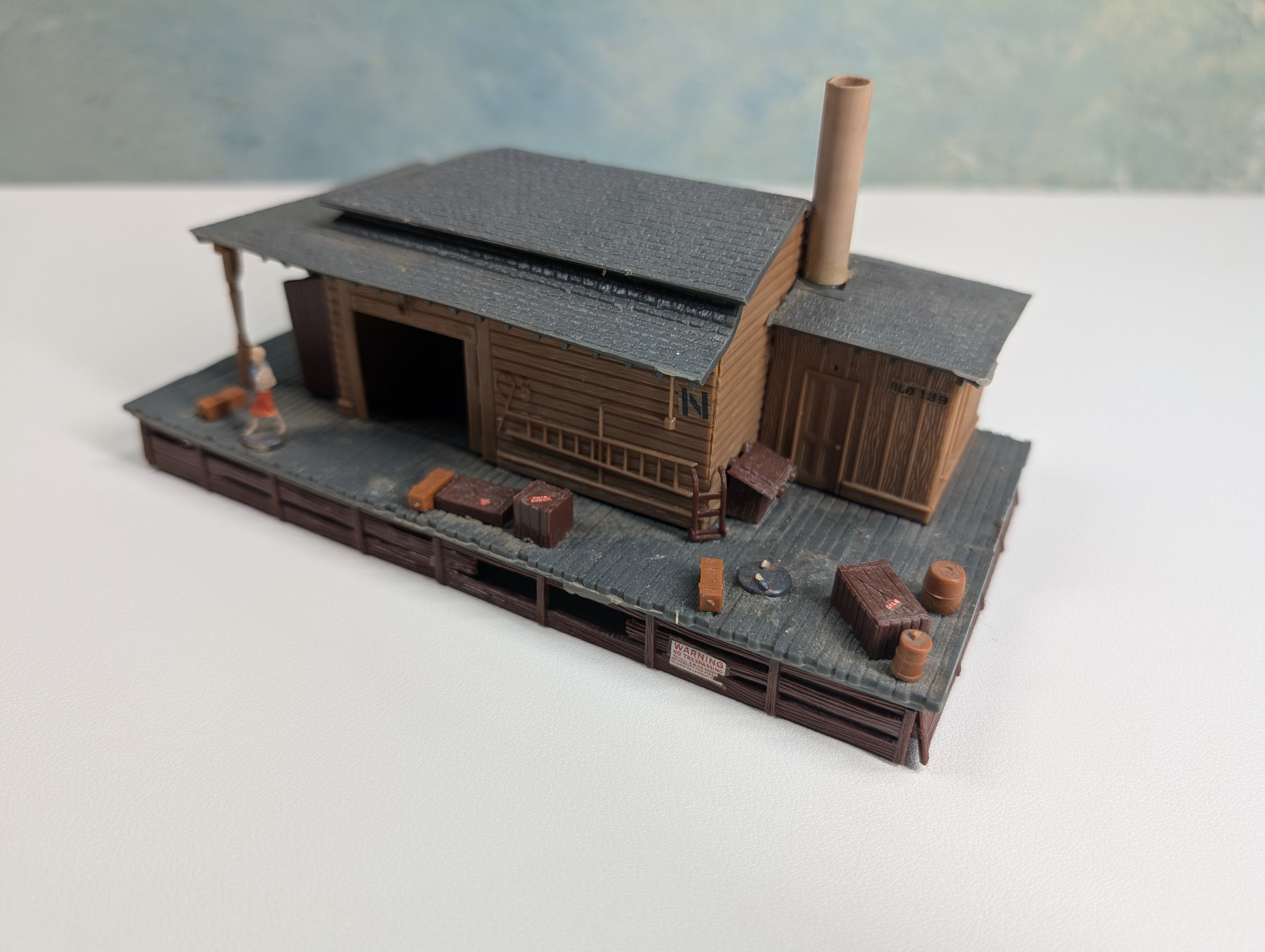 USED HO Scale Freight Station