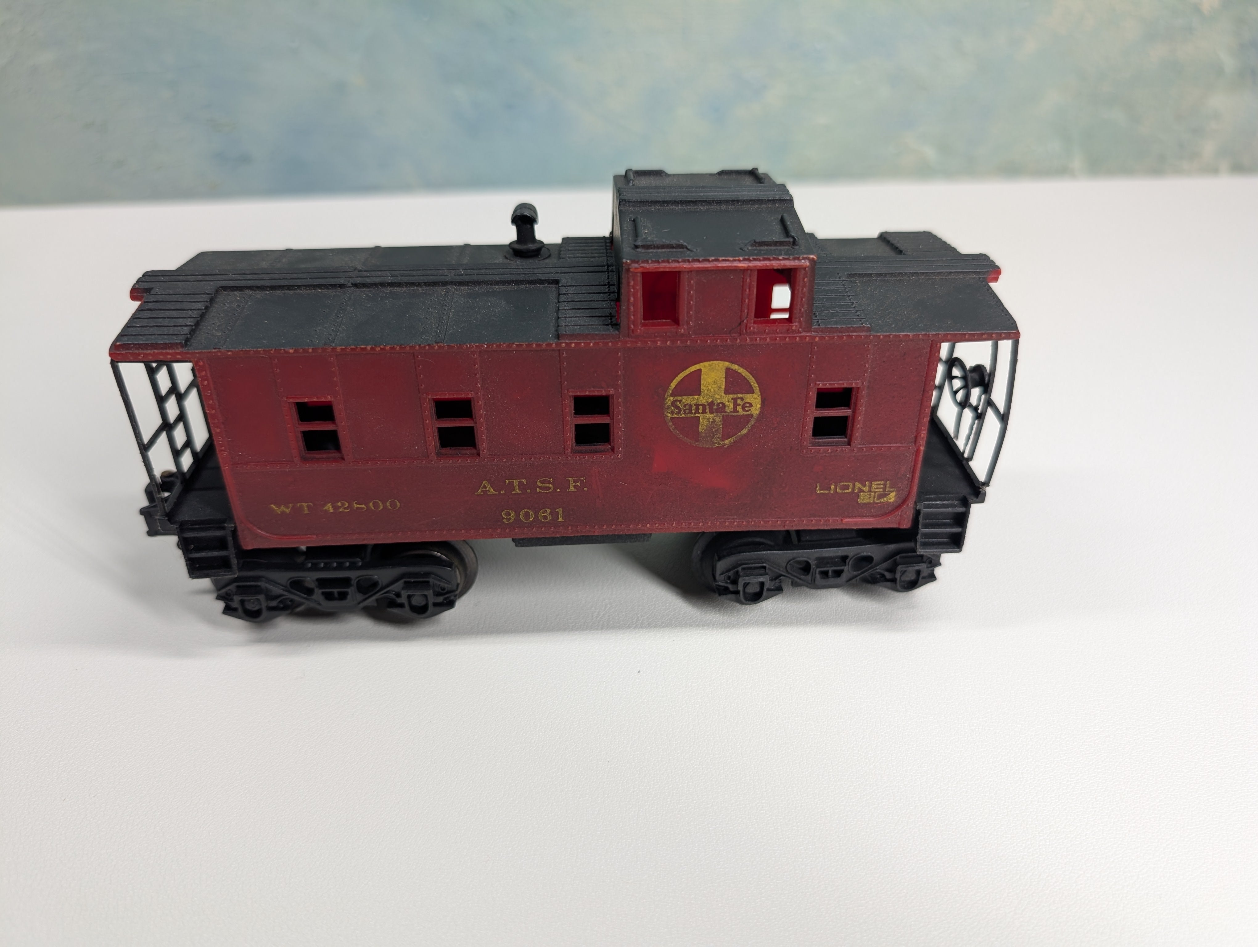 USED Lionel O Caboose Santa Fe ATSF #9061