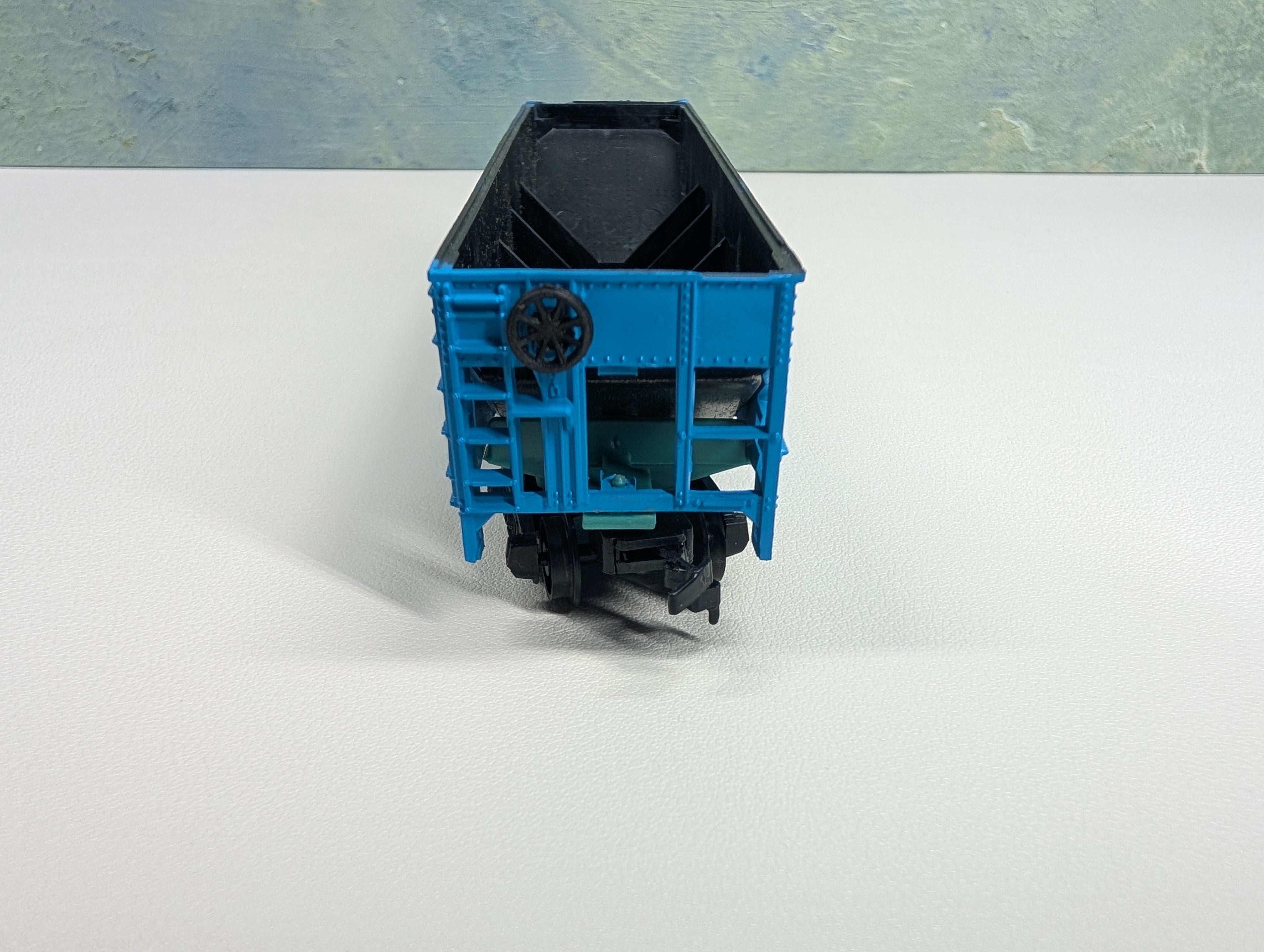 USED Bachmann HO Scale Quad Hopper Rock Island #133274