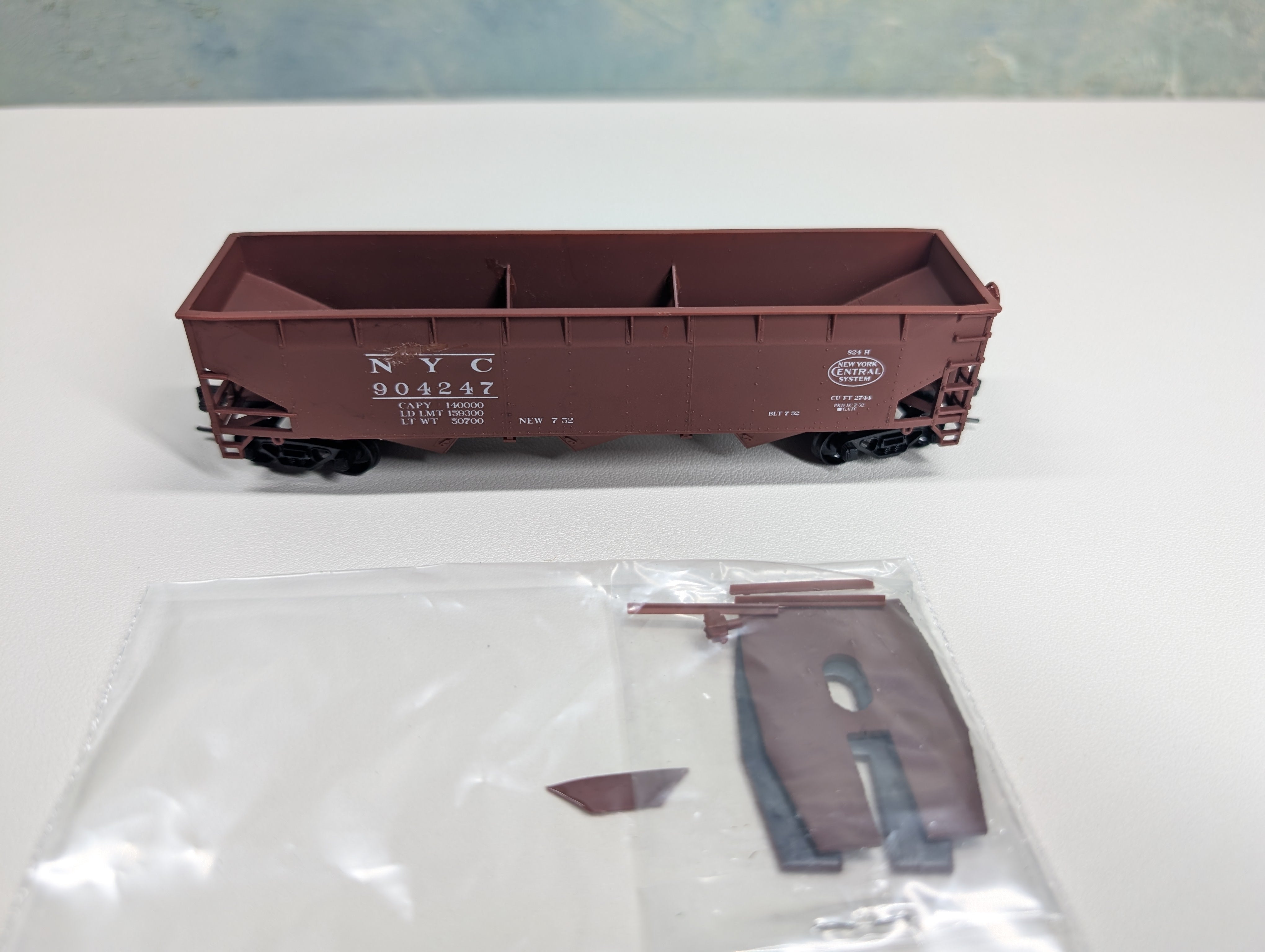 USED Bowser 11034 HO Scale 70 Ton Offset Hopper New York Central NYC #904247