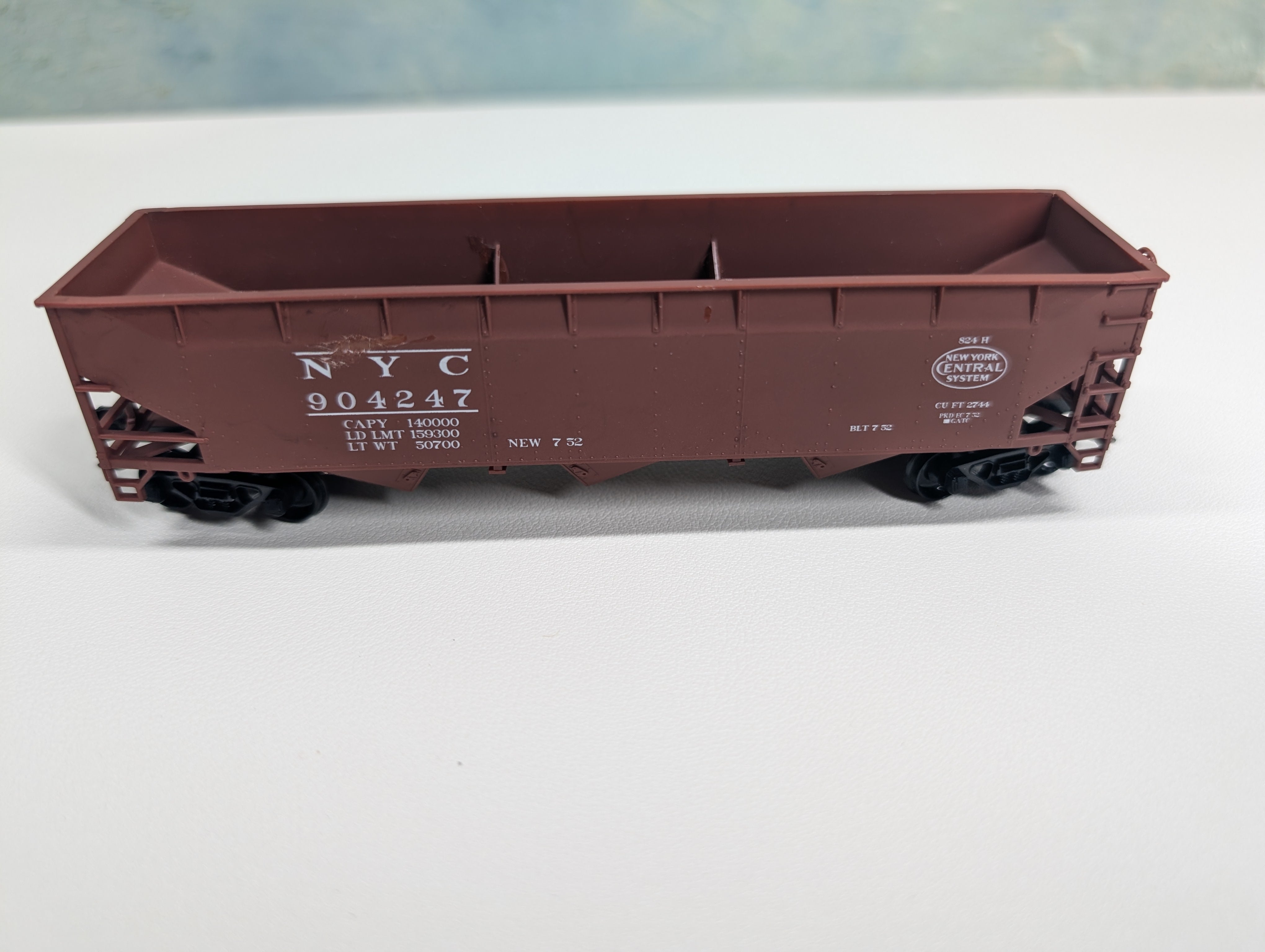 USED Bowser 11034 HO Scale 70 Ton Offset Hopper New York Central NYC #904247