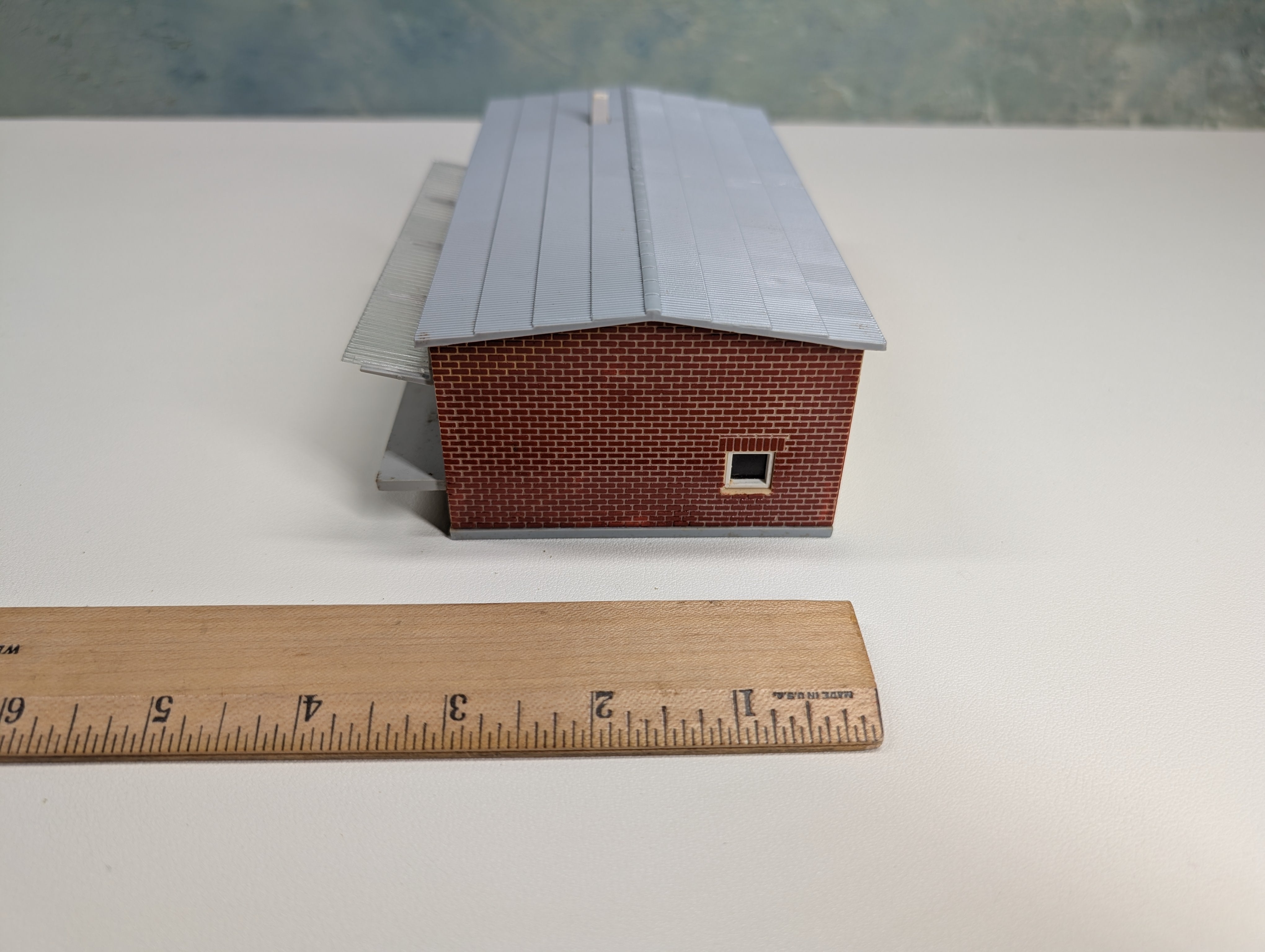 USED Vollmer 553 HO Scale Brick Warehouse