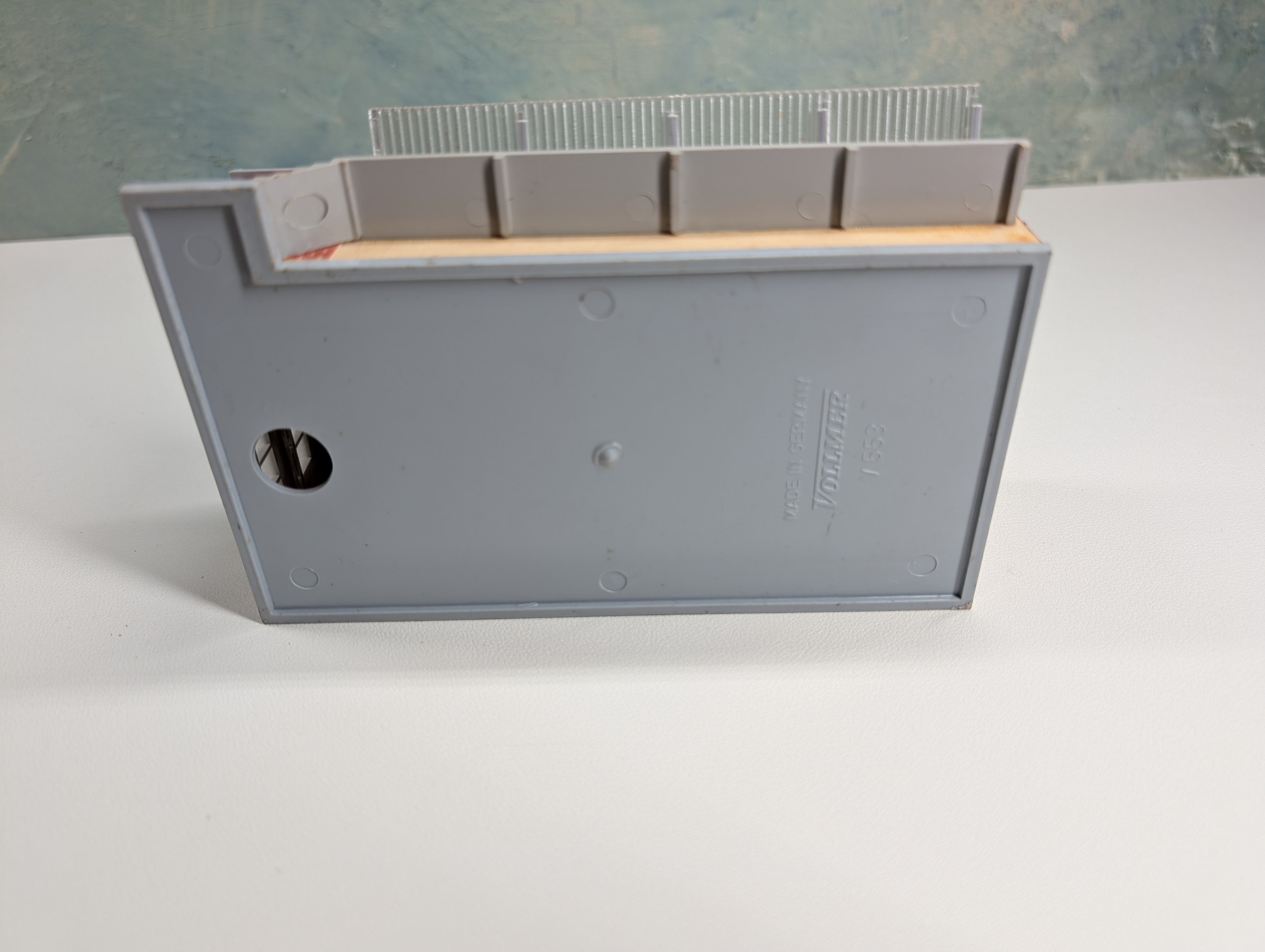 USED Vollmer 553 HO Scale Brick Warehouse