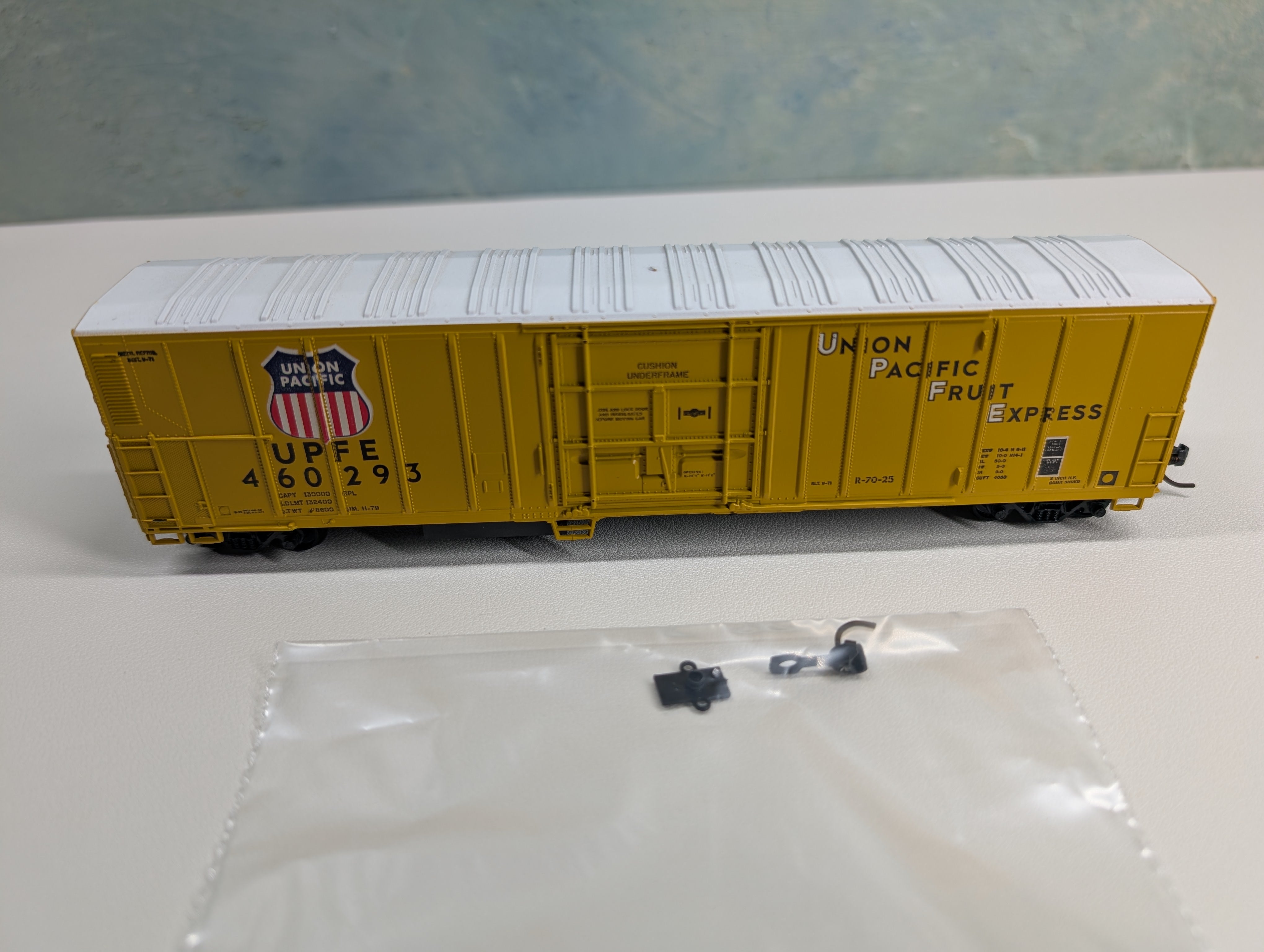 USED Athearn HO Scale 57' Mechanical Reefer Union Pacific UPFE #460293
