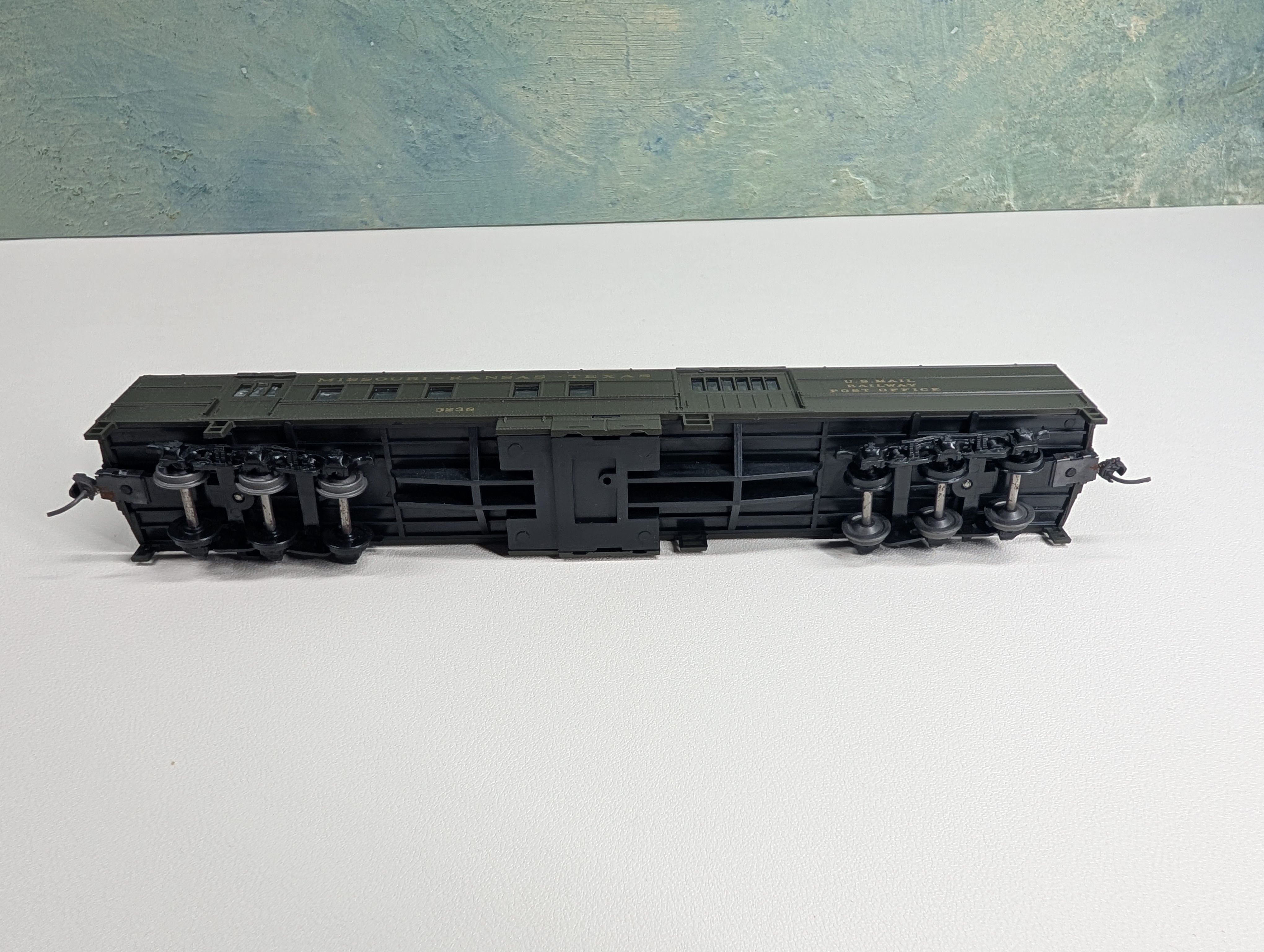 USED Athearn #5591 HO Scale RPO Passenger Car MKT Texas Special #3238 Bev-Bel