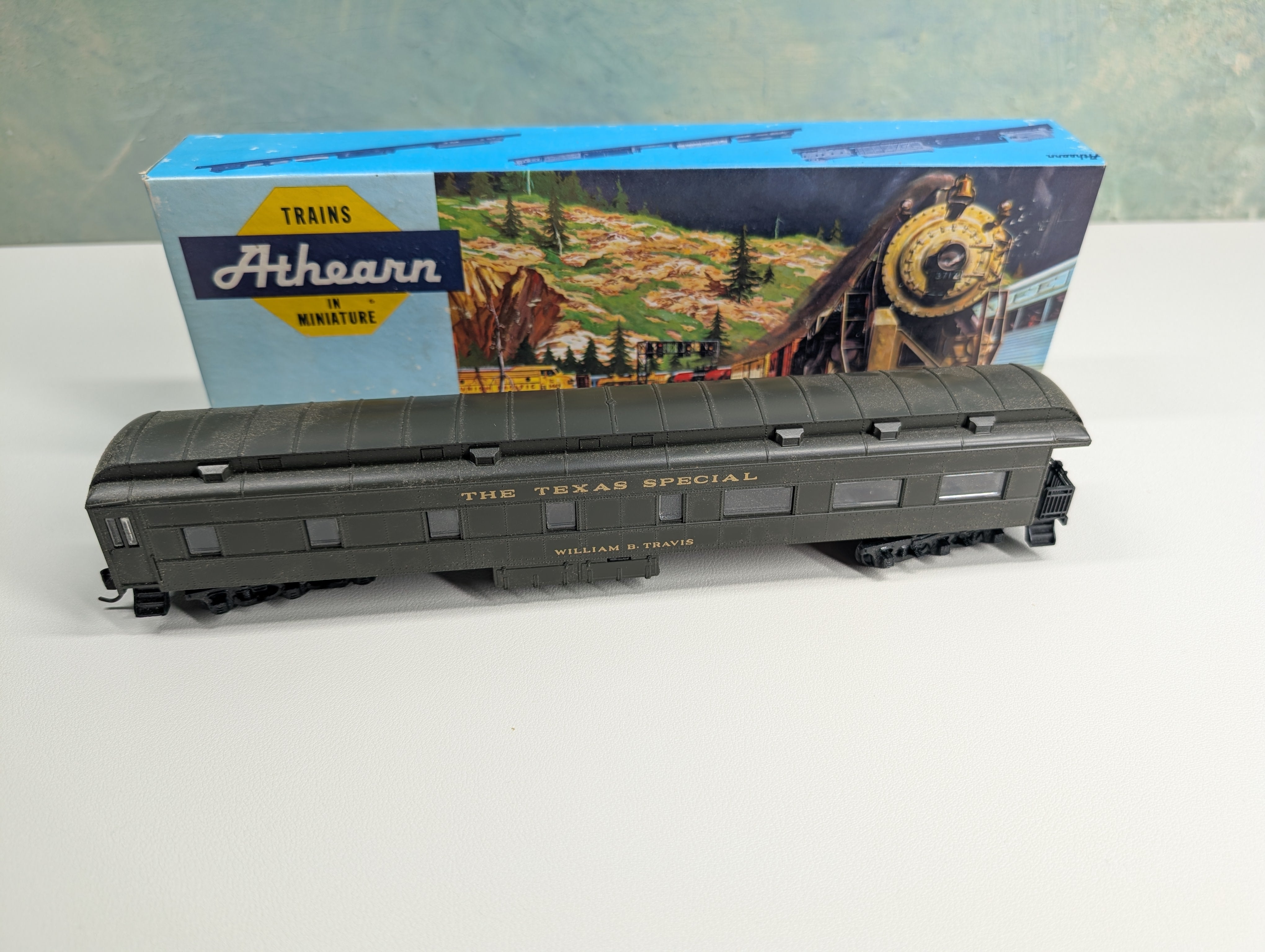 USED Athearn #5595 HO Scale Observation Passenger Car MKT Texas Special William B Travis, Bev-Bel