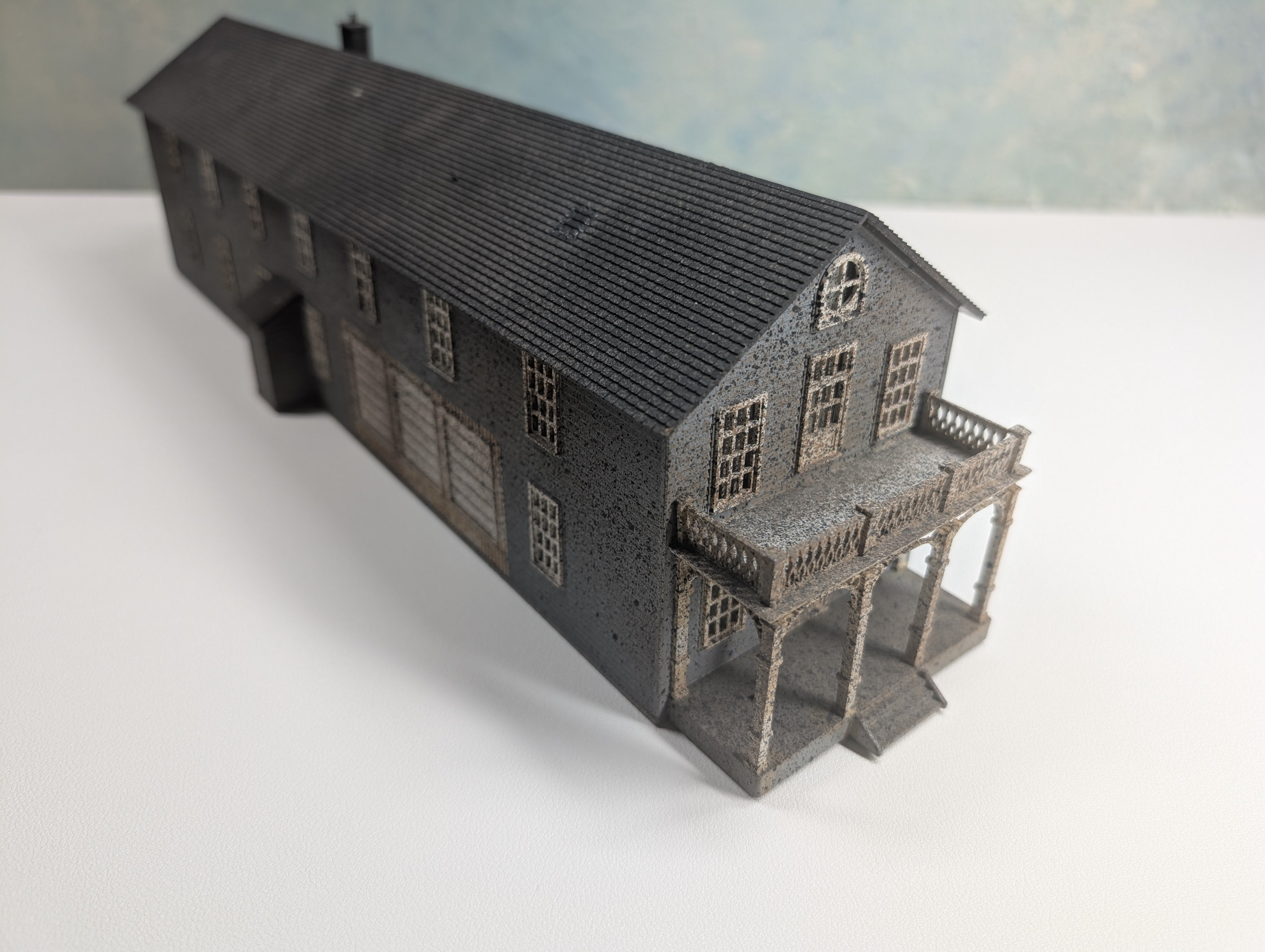 USED HO Scale Long Building with Docks & Front Porch, Weathered, Office, Warehouse, Old Building