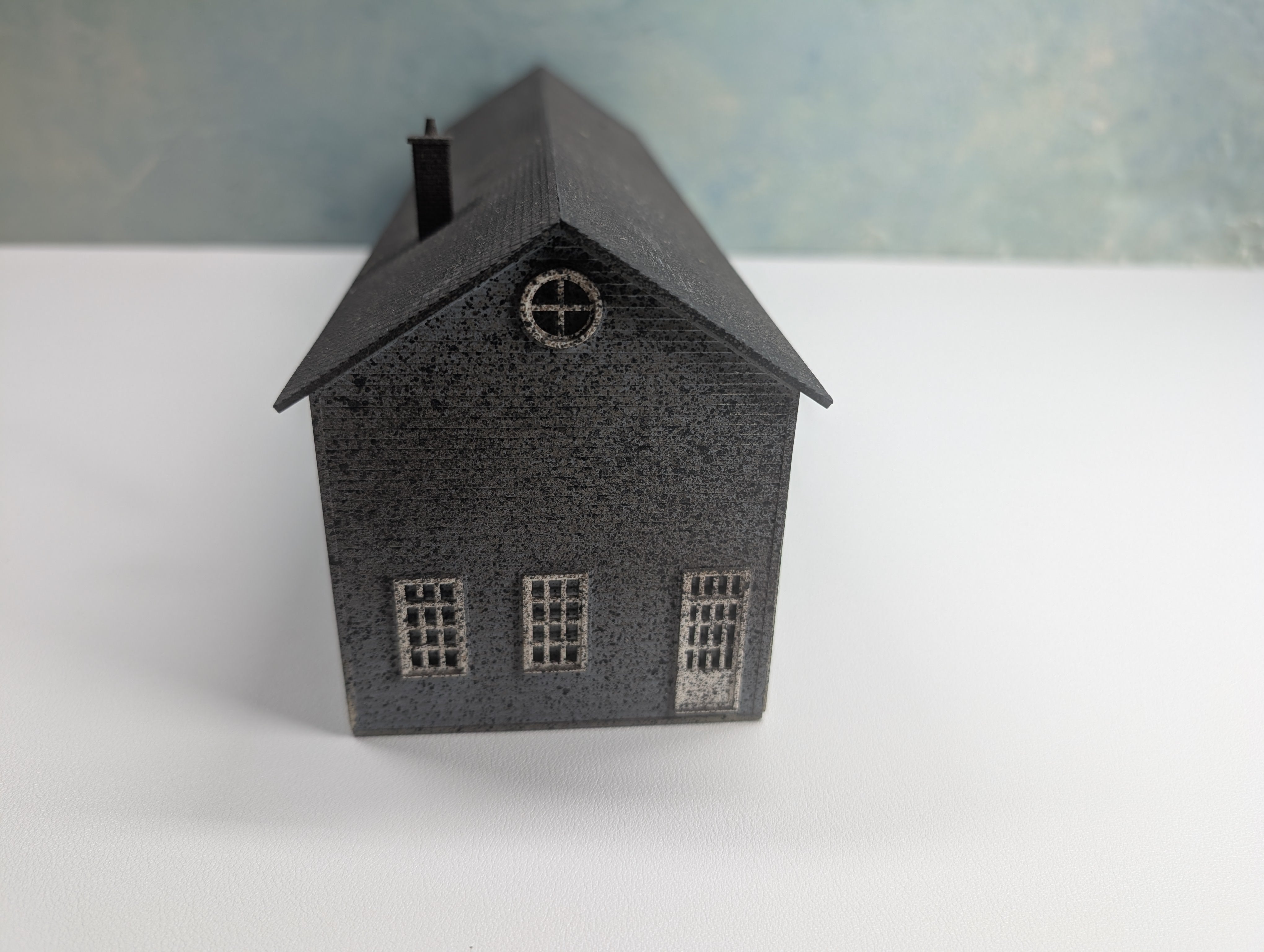 USED HO Scale Long Building with Docks & Front Porch, Weathered, Office, Warehouse, Old Building