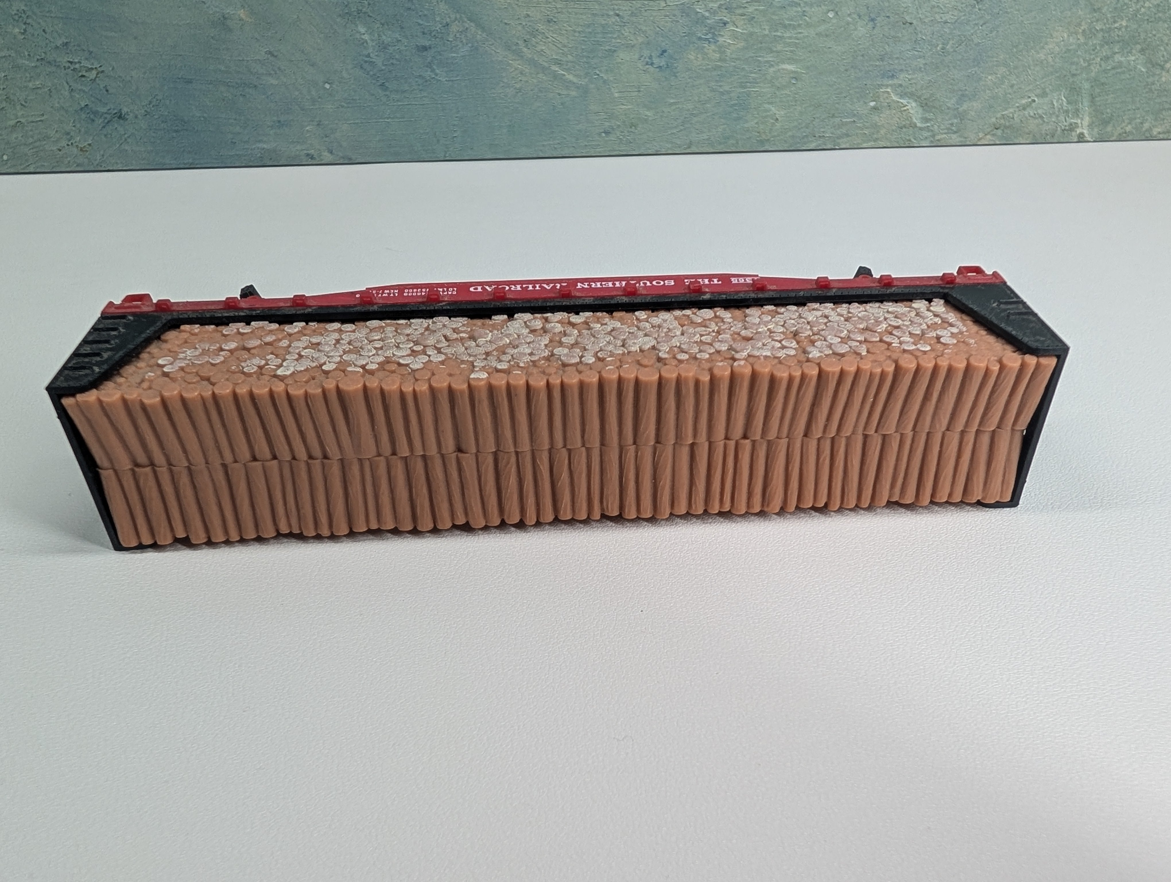 USED Tyco HO Scale Bulkhead Flat Car w/ Load Southern 4365