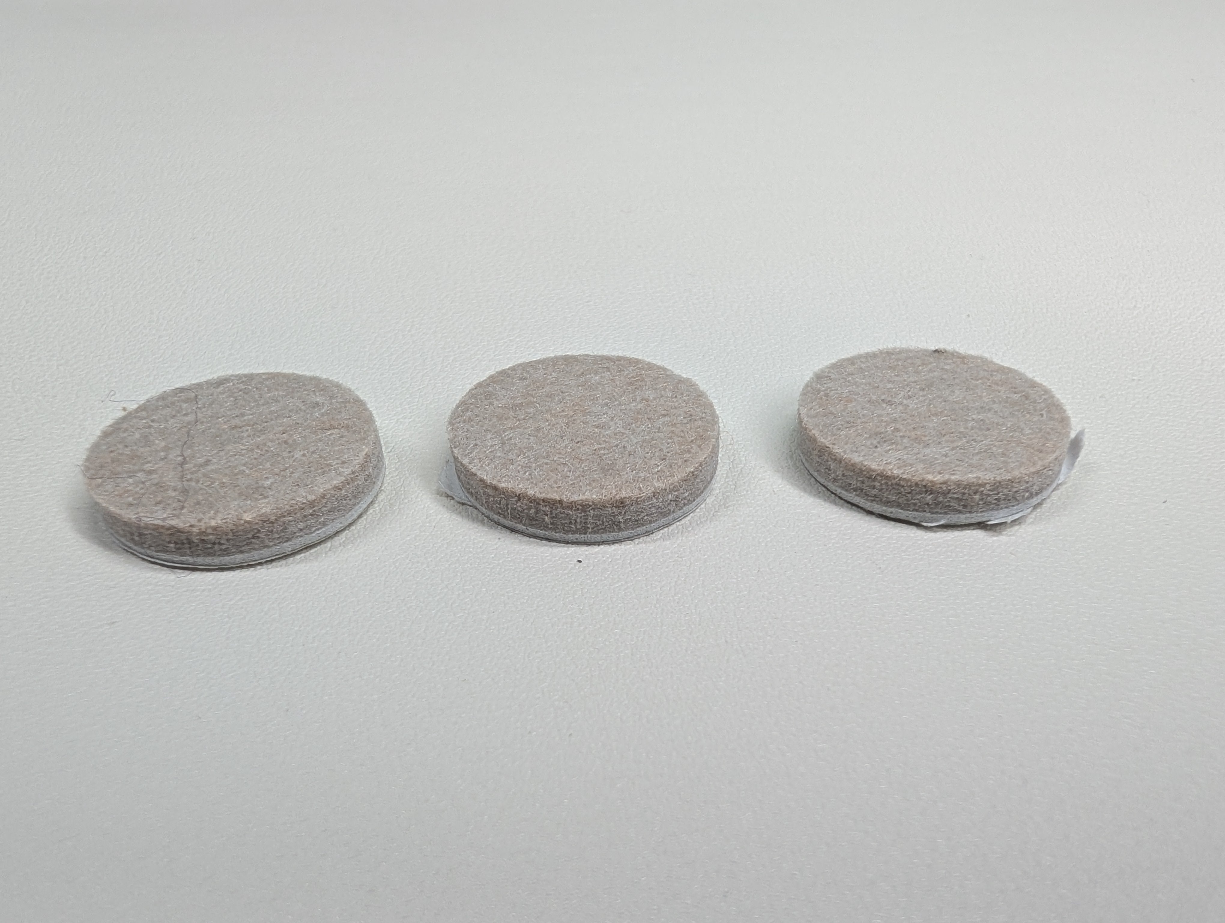 USED HO Scale Track Cleaning Car Replacement Felt Pads (3 pcs)