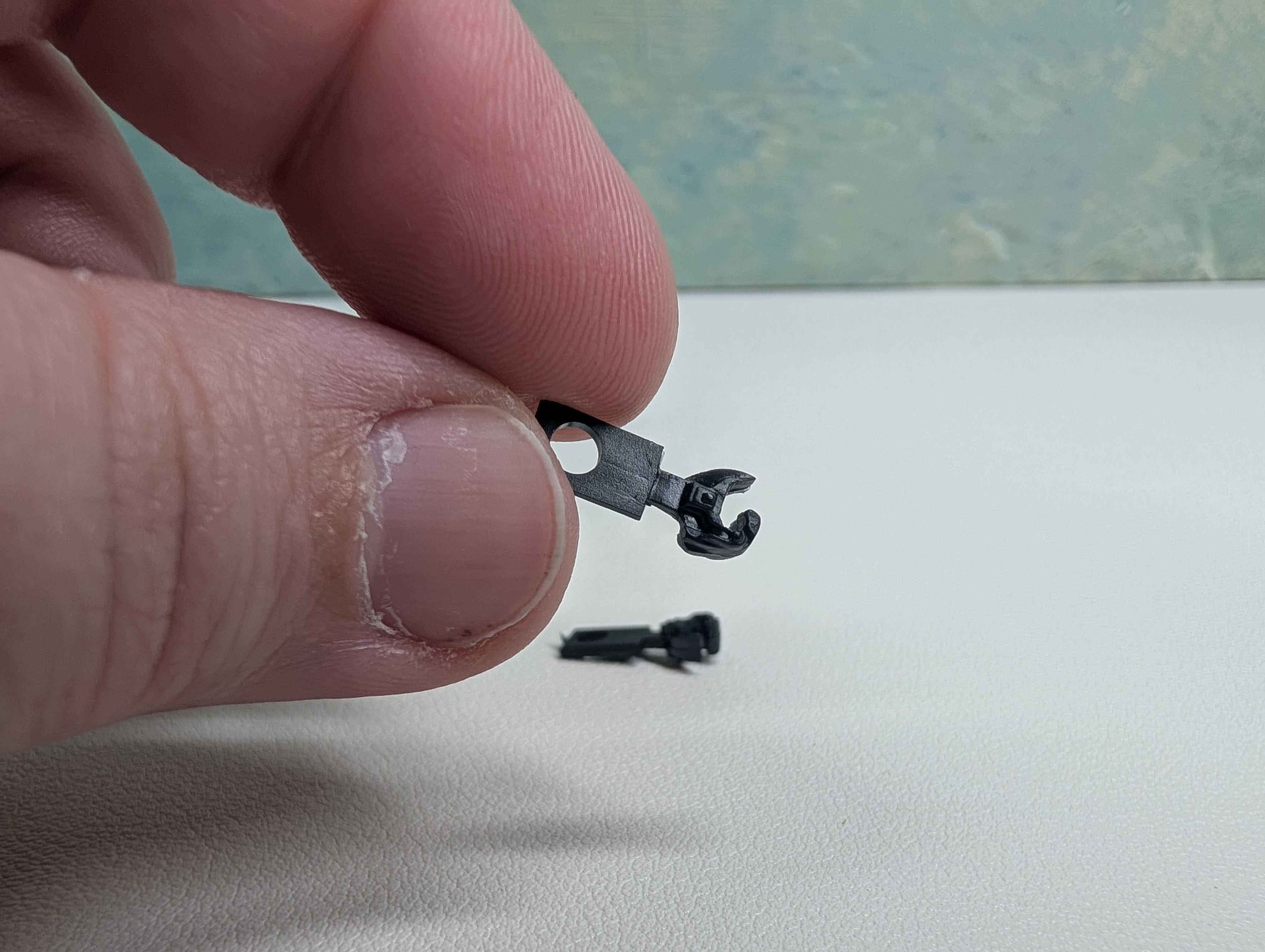 USED HO Scale Scale Non-Operating Plastic Coupler (2 pcs)