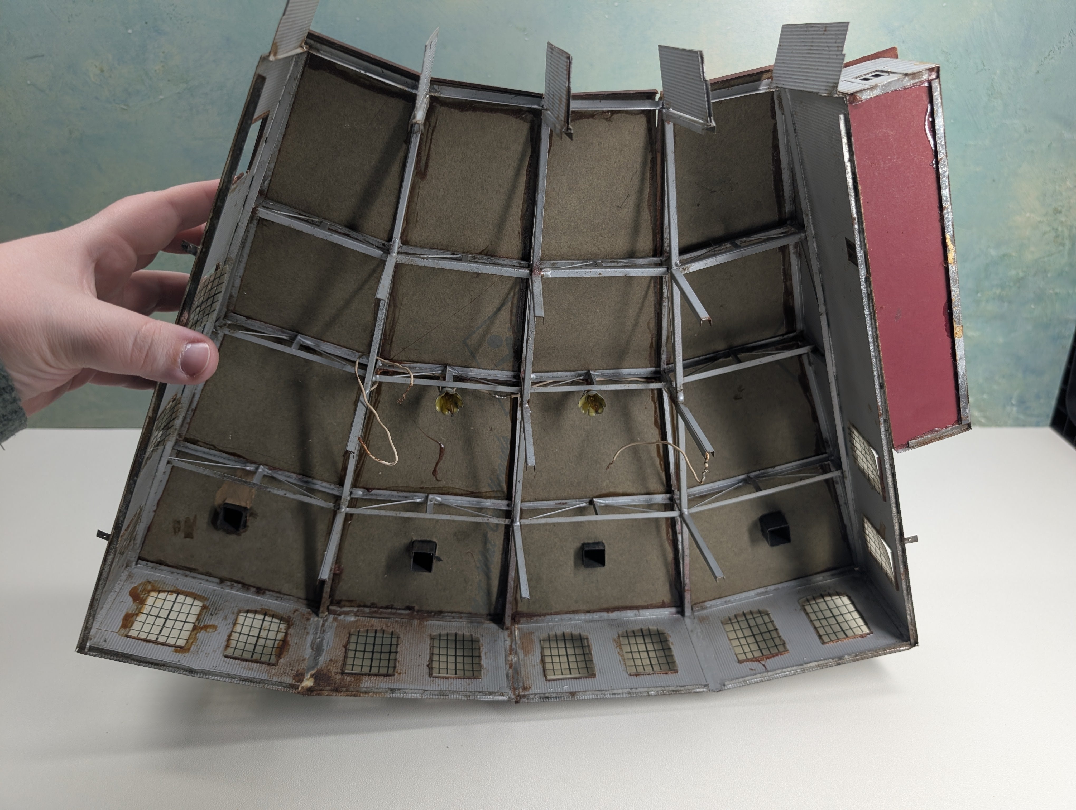 USED Suydam HO Scale 4 Stall Roundhouse