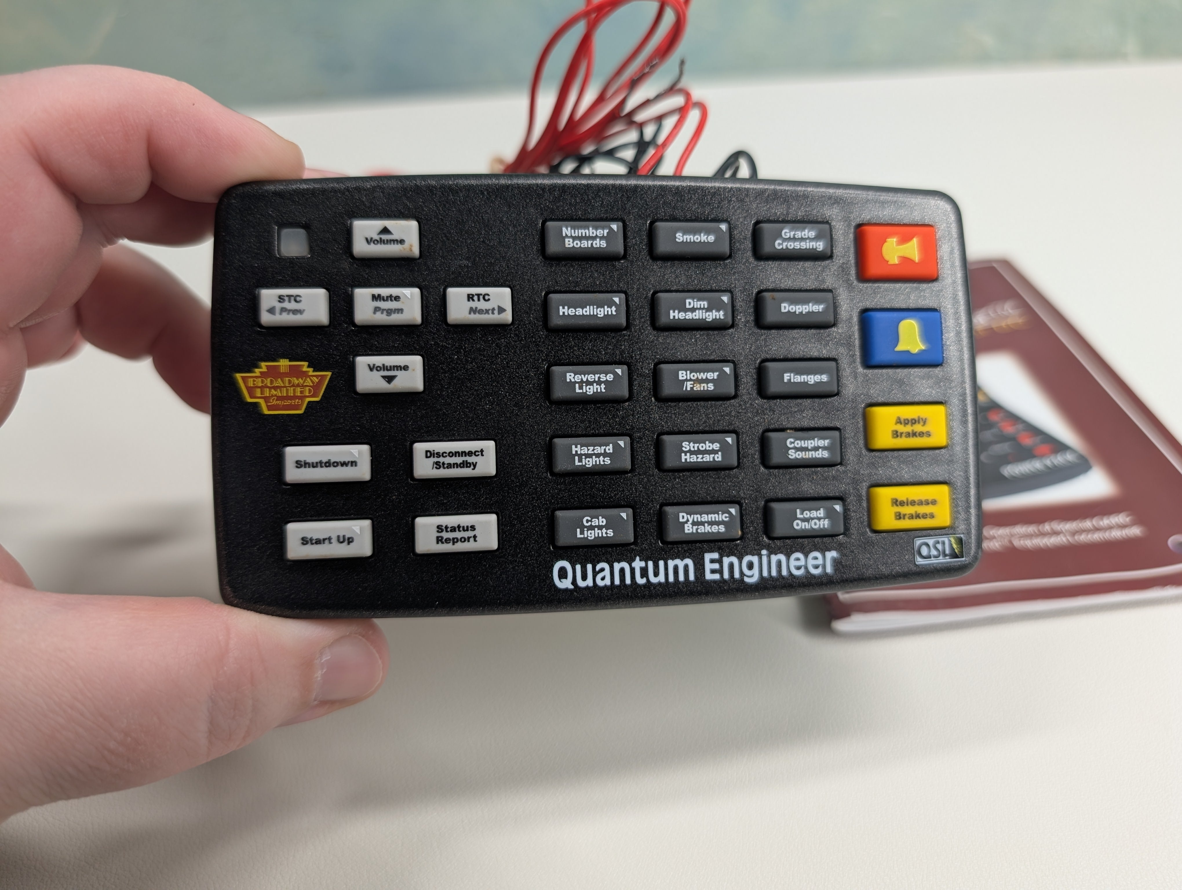 USED Broadway Limited MULTI Scale QSI Quantum Engineer 28 Button Activator for DC Tested