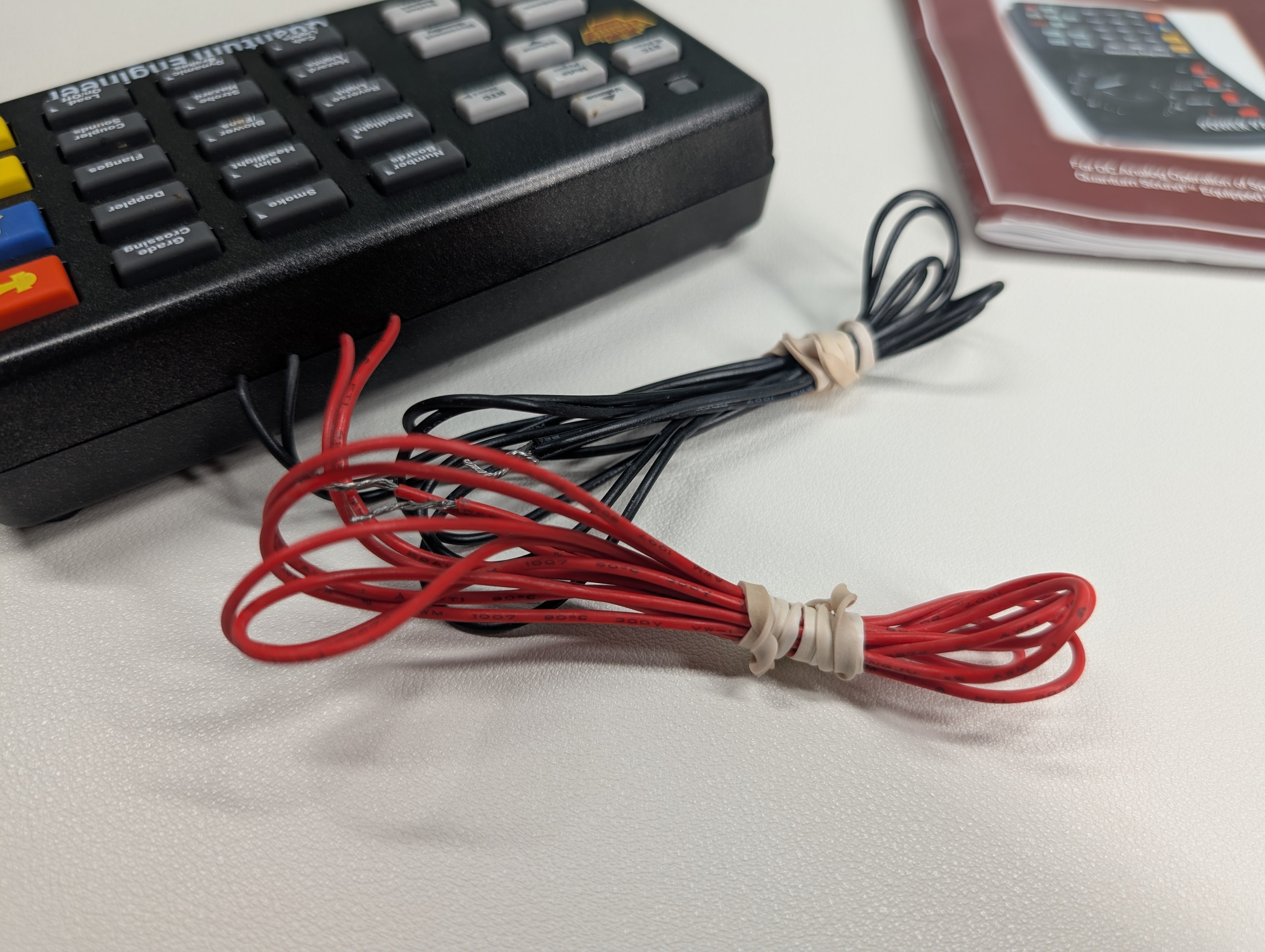 USED Broadway Limited MULTI Scale QSI Quantum Engineer 28 Button Activator for DC Tested