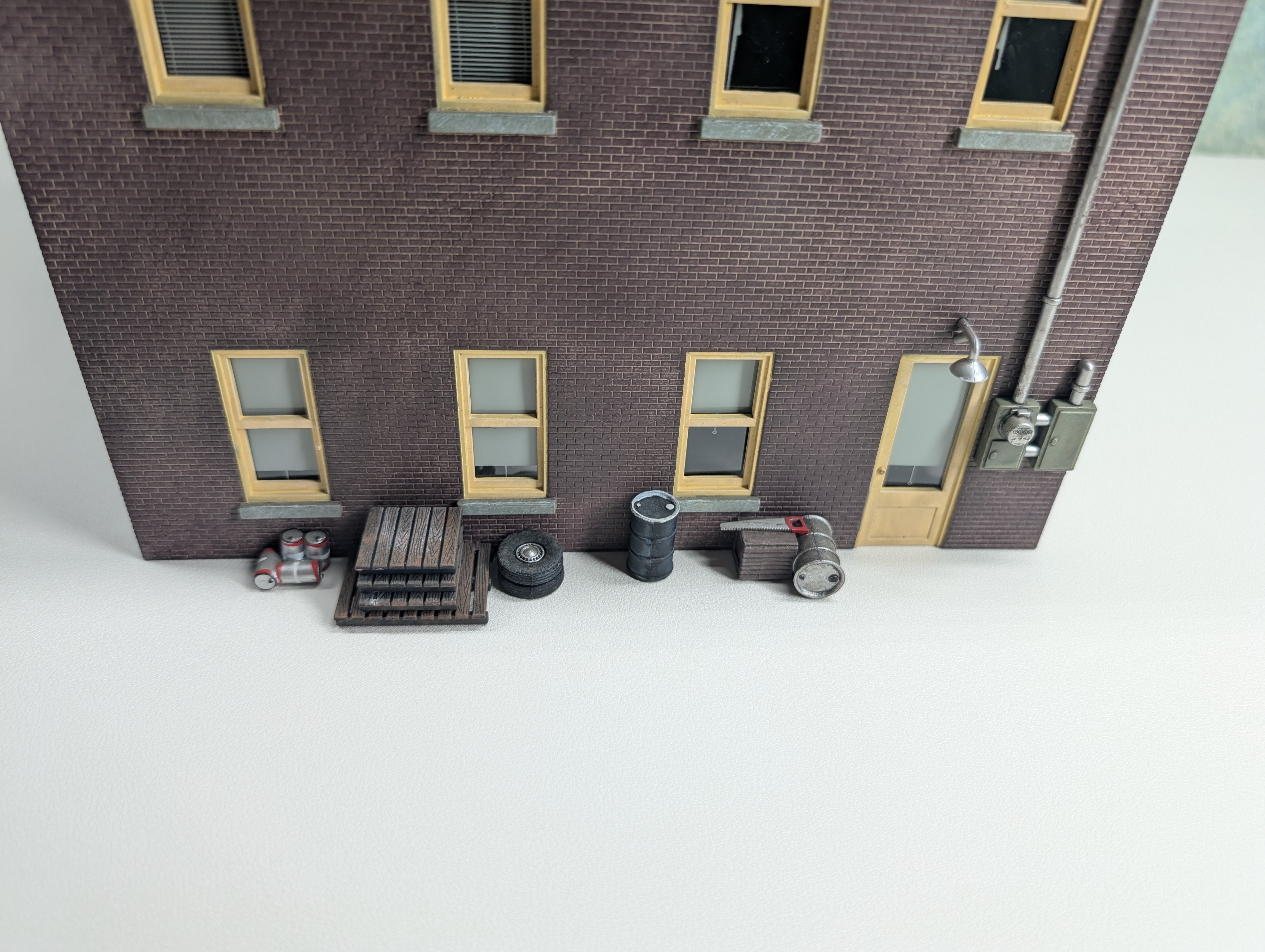 USED Woodland Scenics O Harrison's Hardware