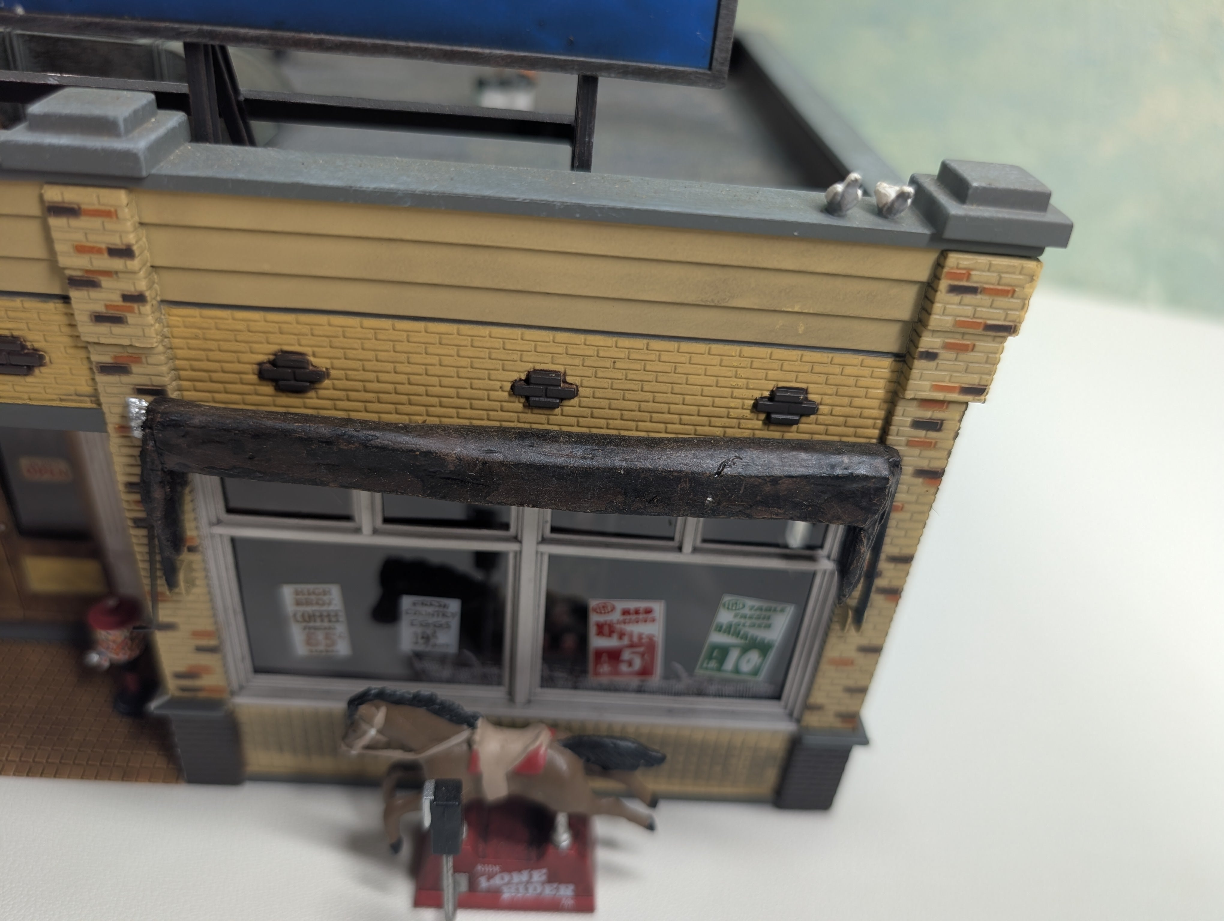 USED Woodland Scenics O IGA J. Frank's Grocery Light Works
