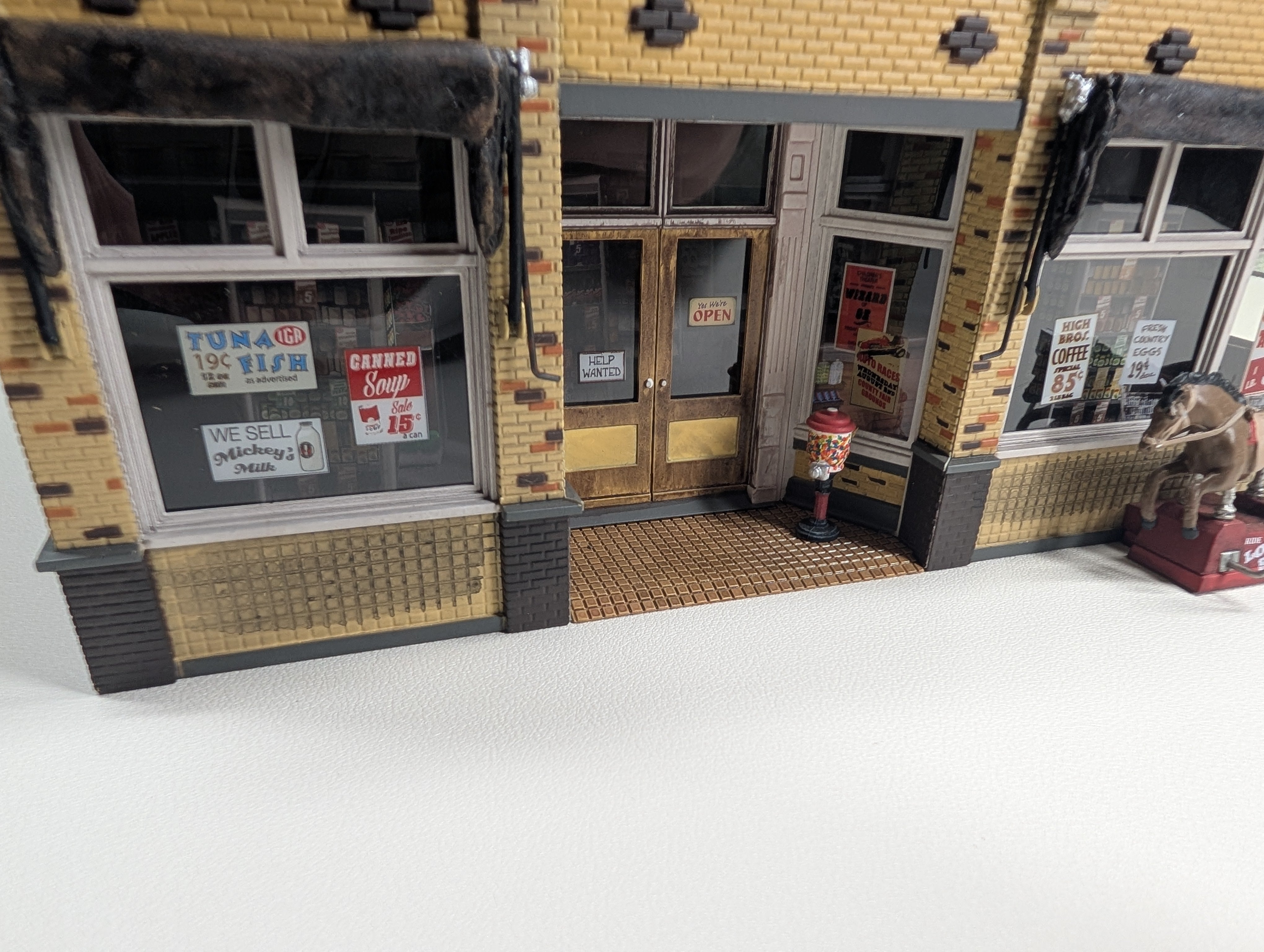 USED Woodland Scenics O IGA J. Frank's Grocery Light Works