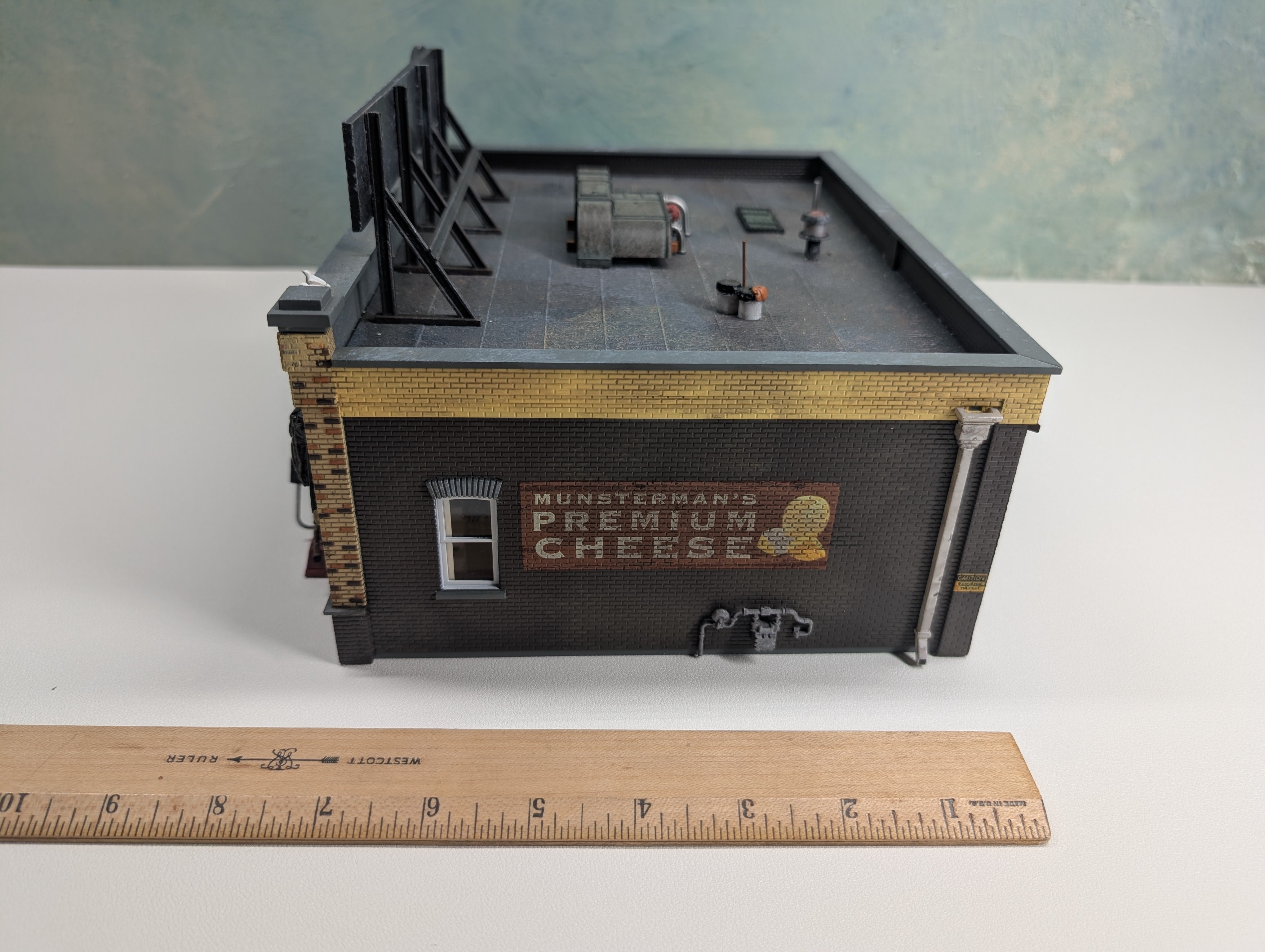 USED Woodland Scenics O IGA J. Frank's Grocery Light Works