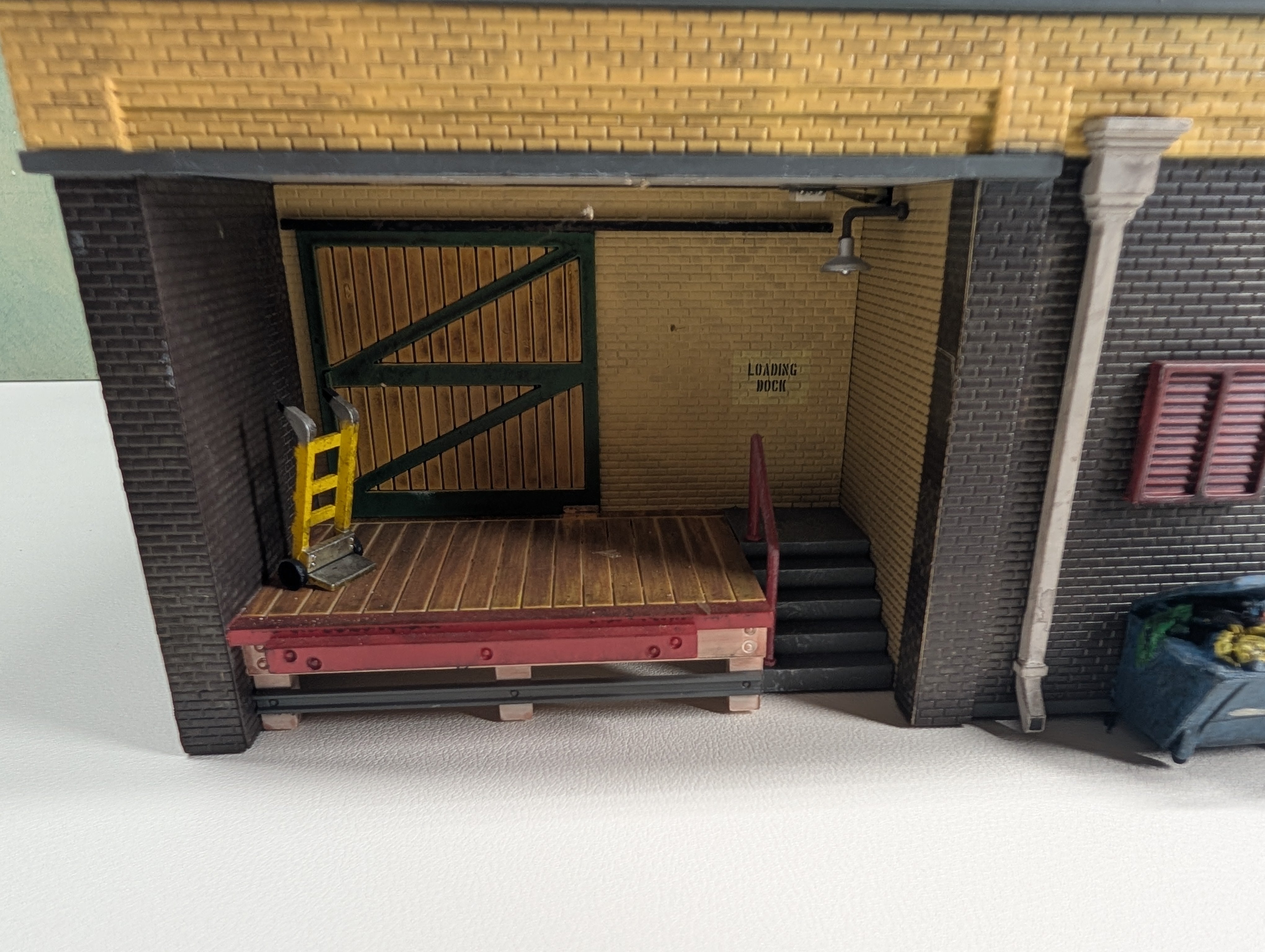 USED Woodland Scenics O IGA J. Frank's Grocery Light Works