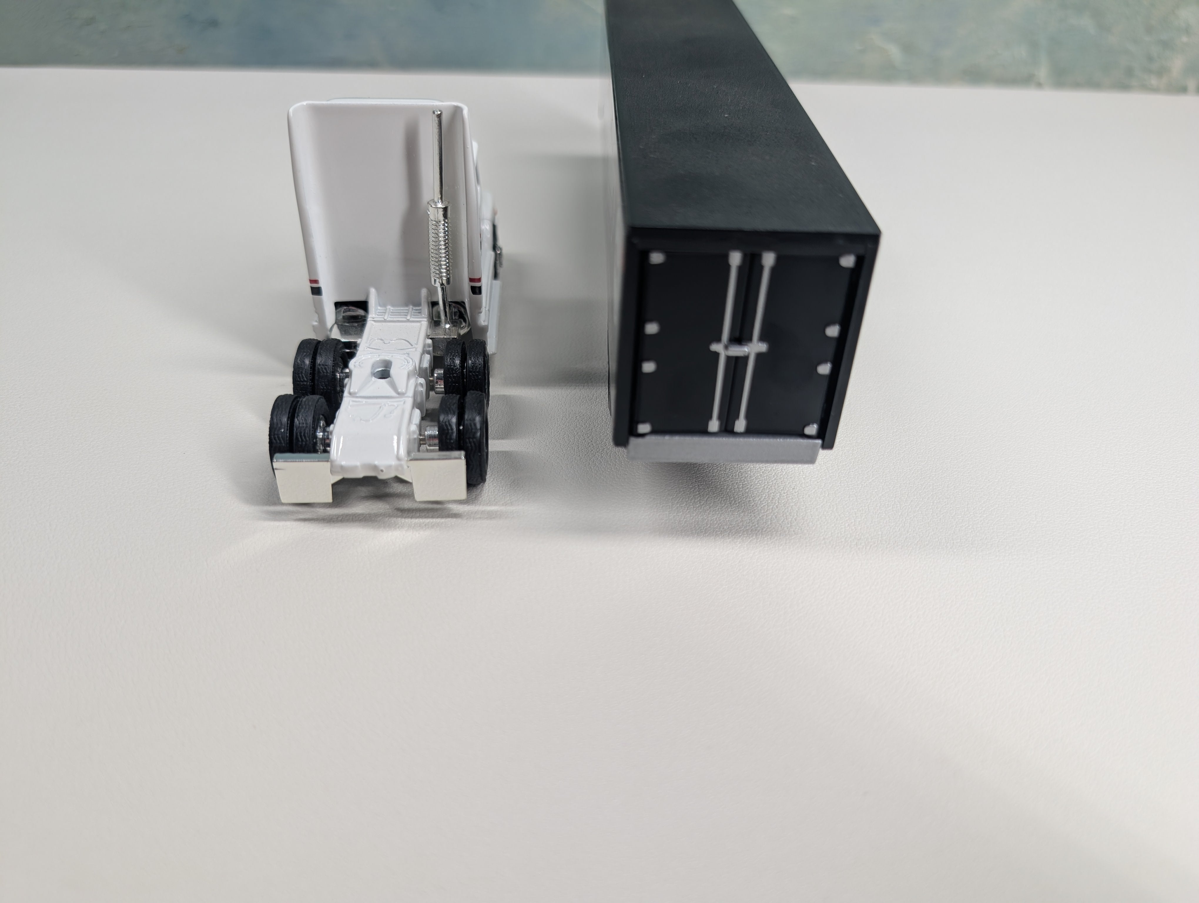 USED ERTL Semi Truck & Trailer, 1953 Corvette