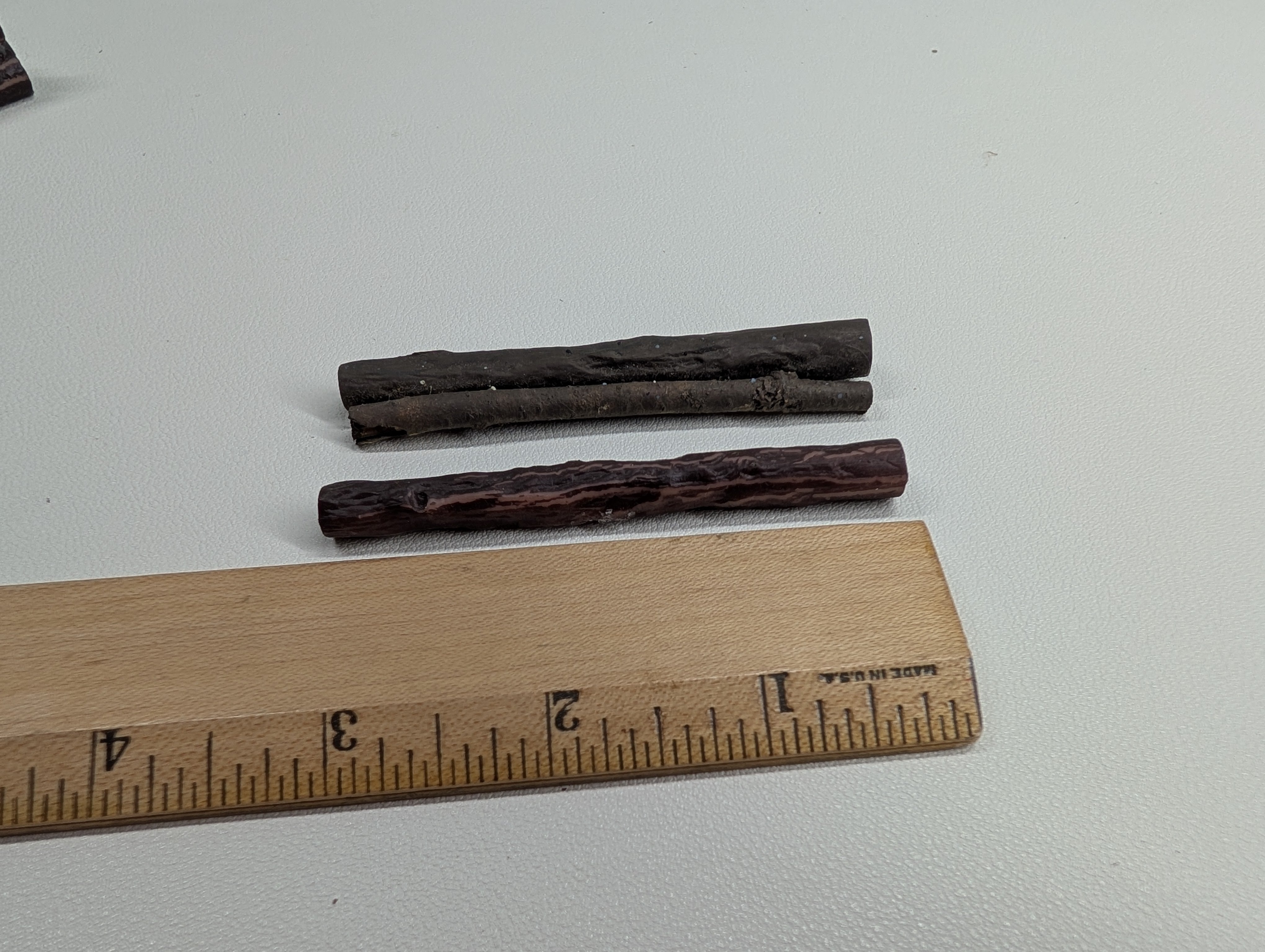 USED HO Scale Lot of Wooden Freight Car Loads