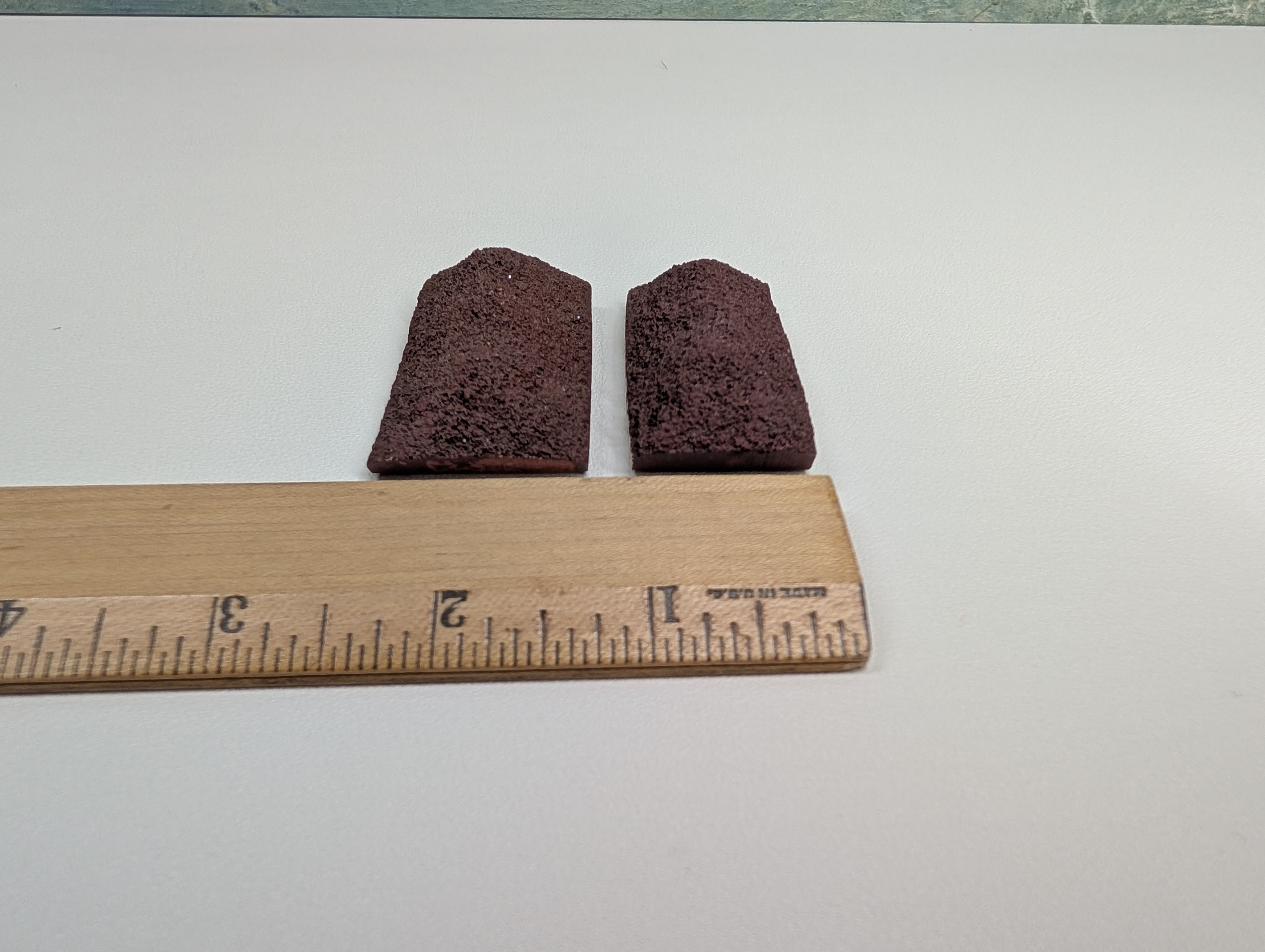USED HO Scale Ore Loads (2 pcs)