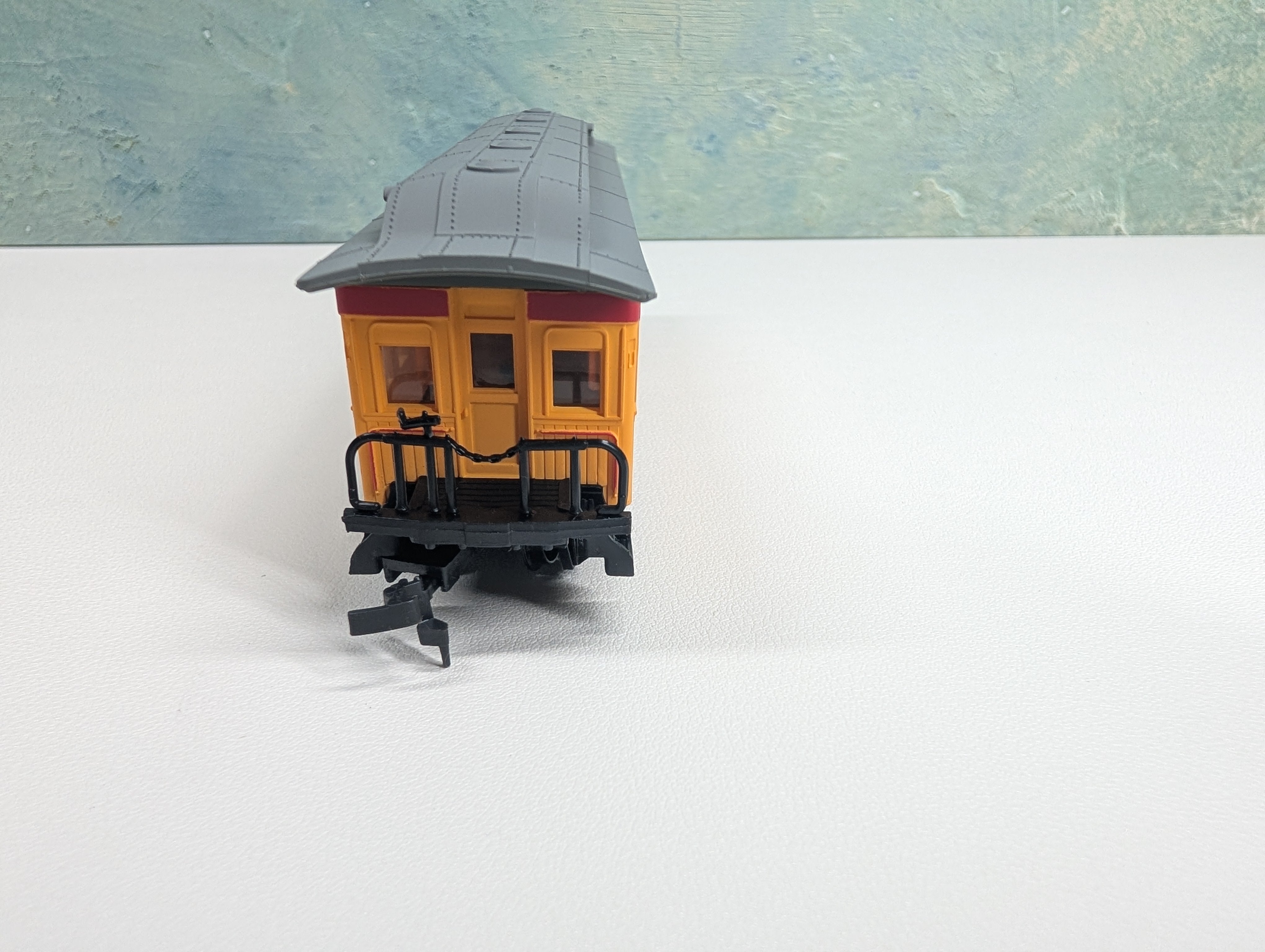 USED Bachmann 1420 HO Scale 47' Old Time Combine Union Pacific #9