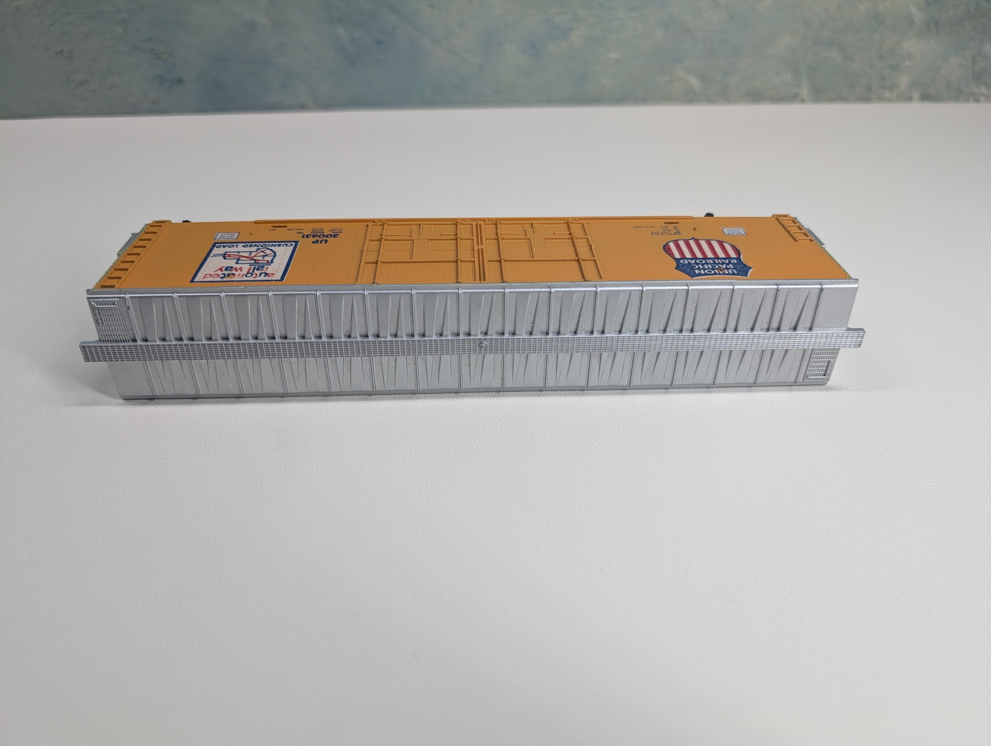 USED Tyco HO Scale 61' Box Car Union Pacific UP #300631