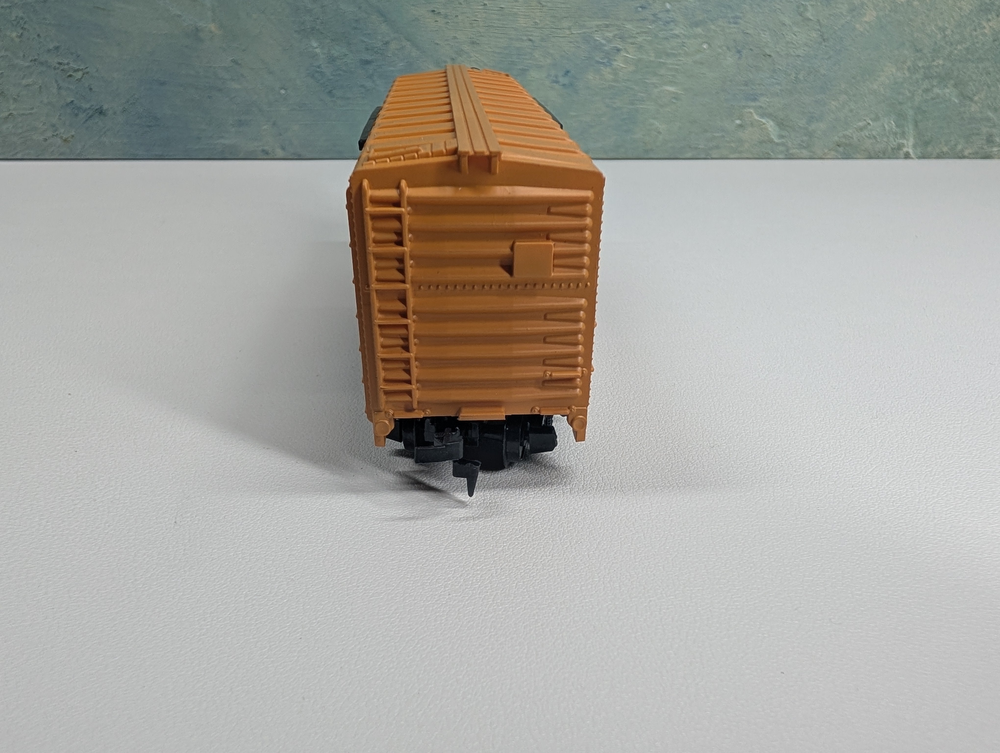 USED Tyco HO Scale 40' Box Car Illinois Central IC #16470