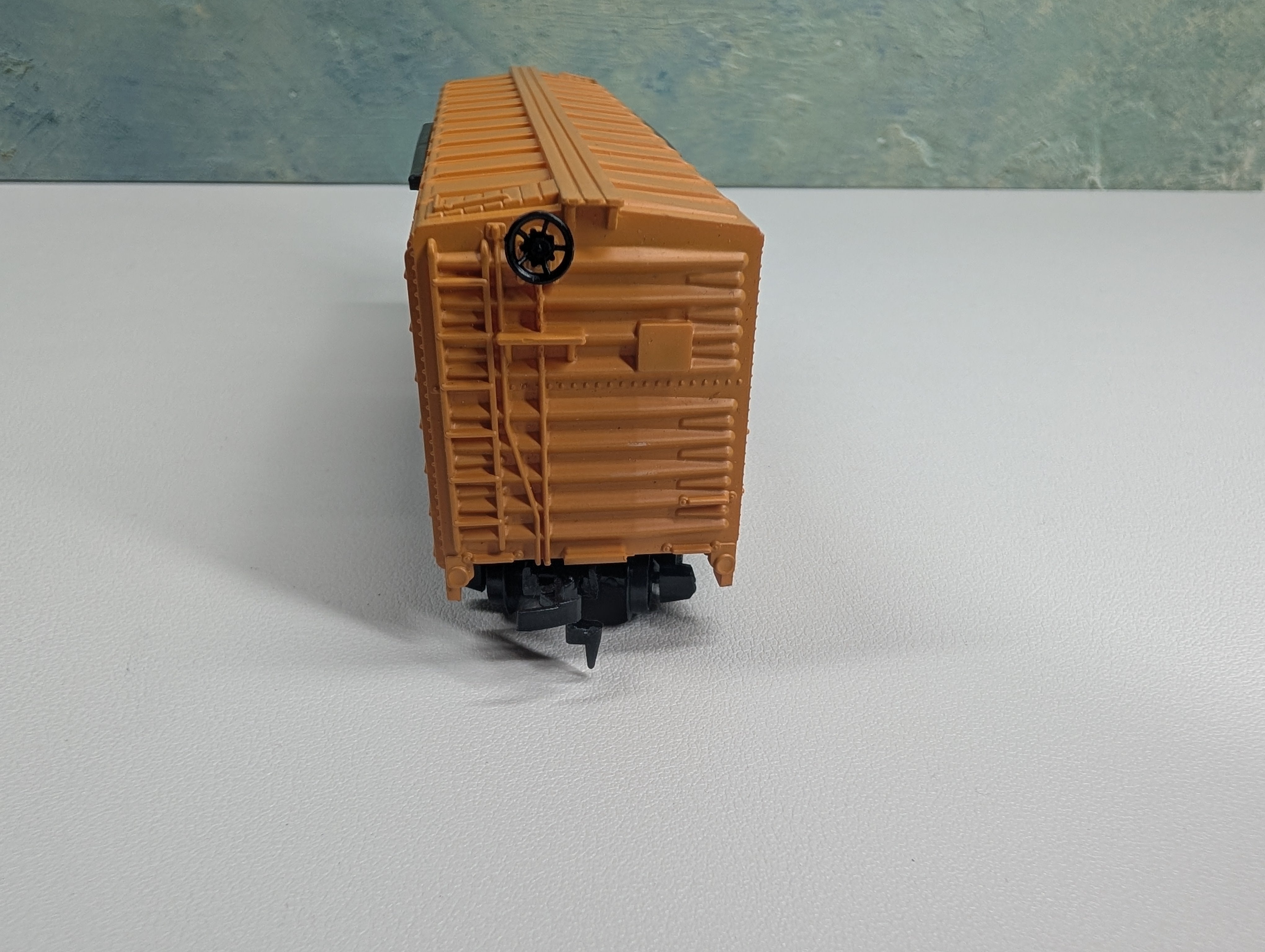 USED Tyco HO Scale 40' Box Car Illinois Central IC #16470