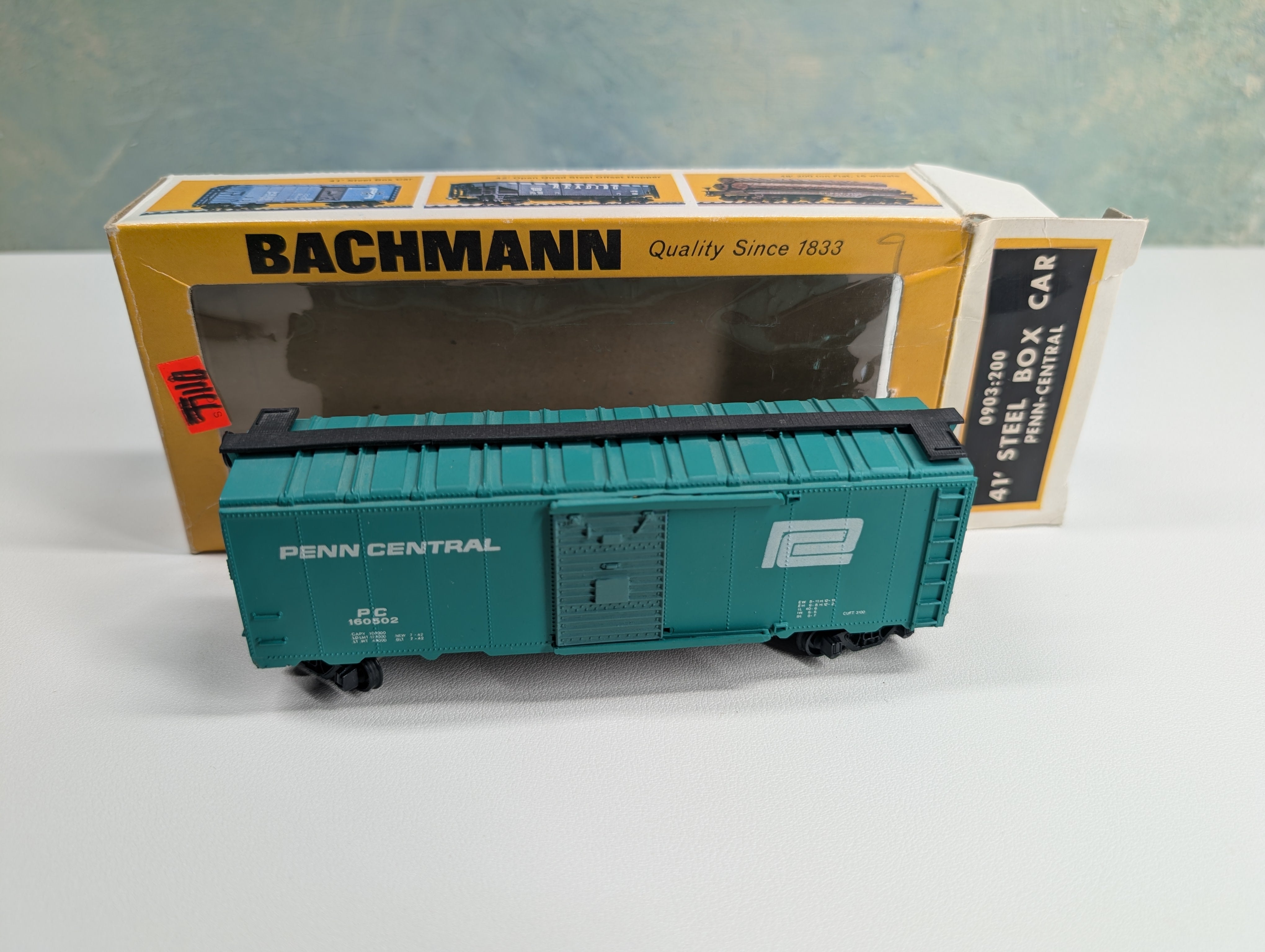 USED Bachmann HO Scale 40' Box Car Penn Central PC #160502