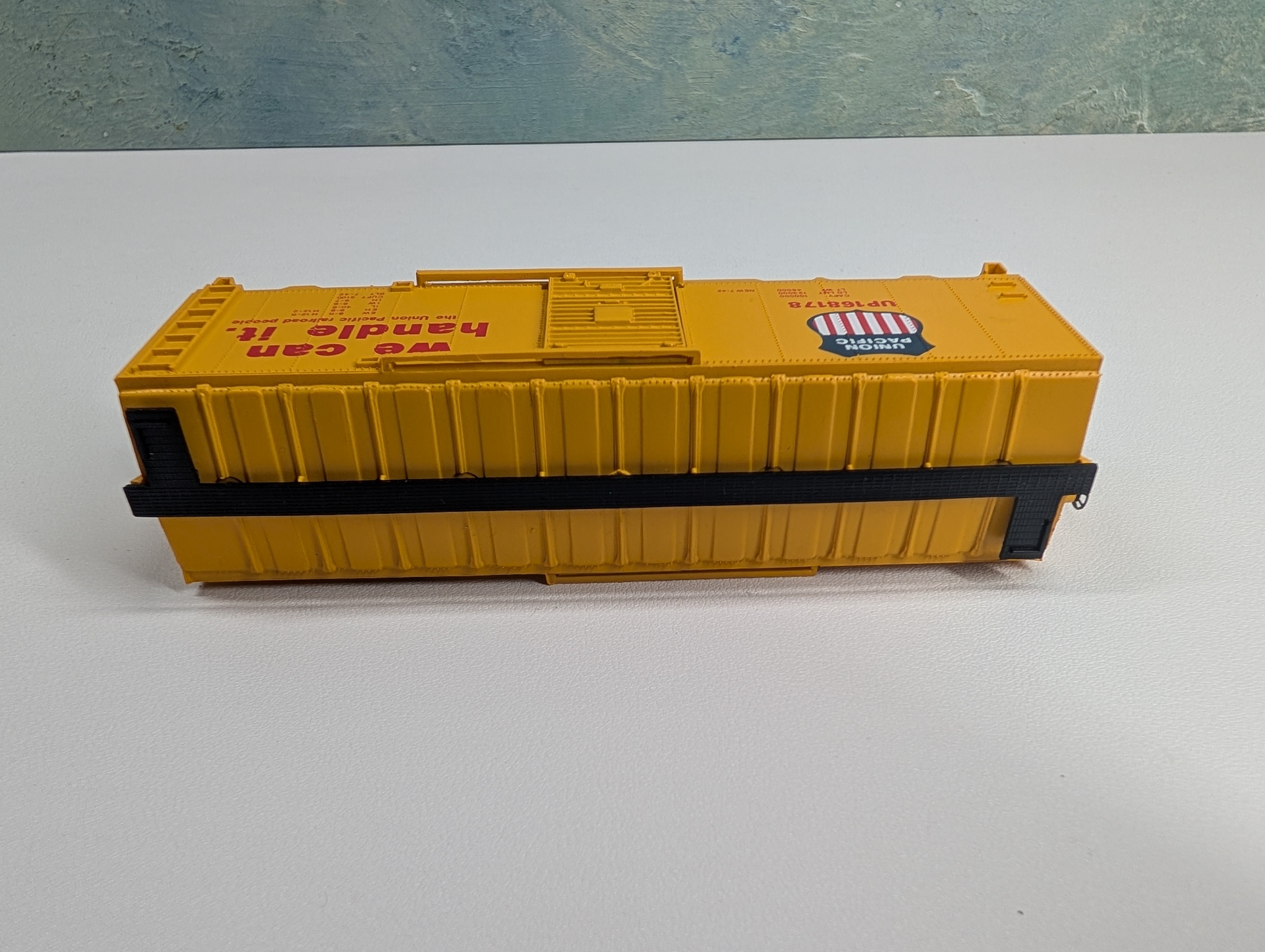 USED Bachmann 76036 HO Scale 40' Box Car Union Pacific UP #168178