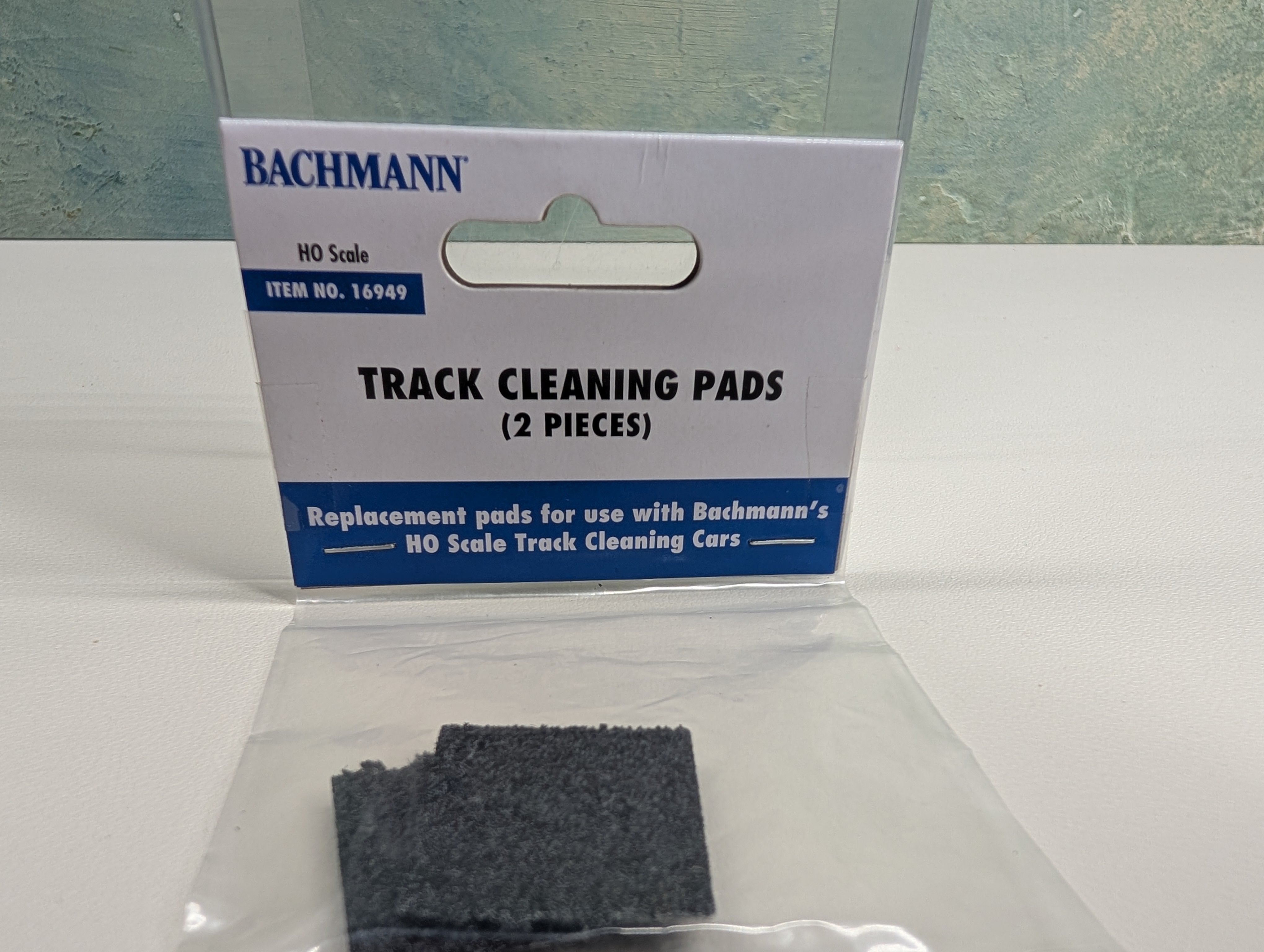 Bachmann 16949 HO Scale Track-Cleaning Replacement Pads for Track Cleaning Cars (2 pcs)