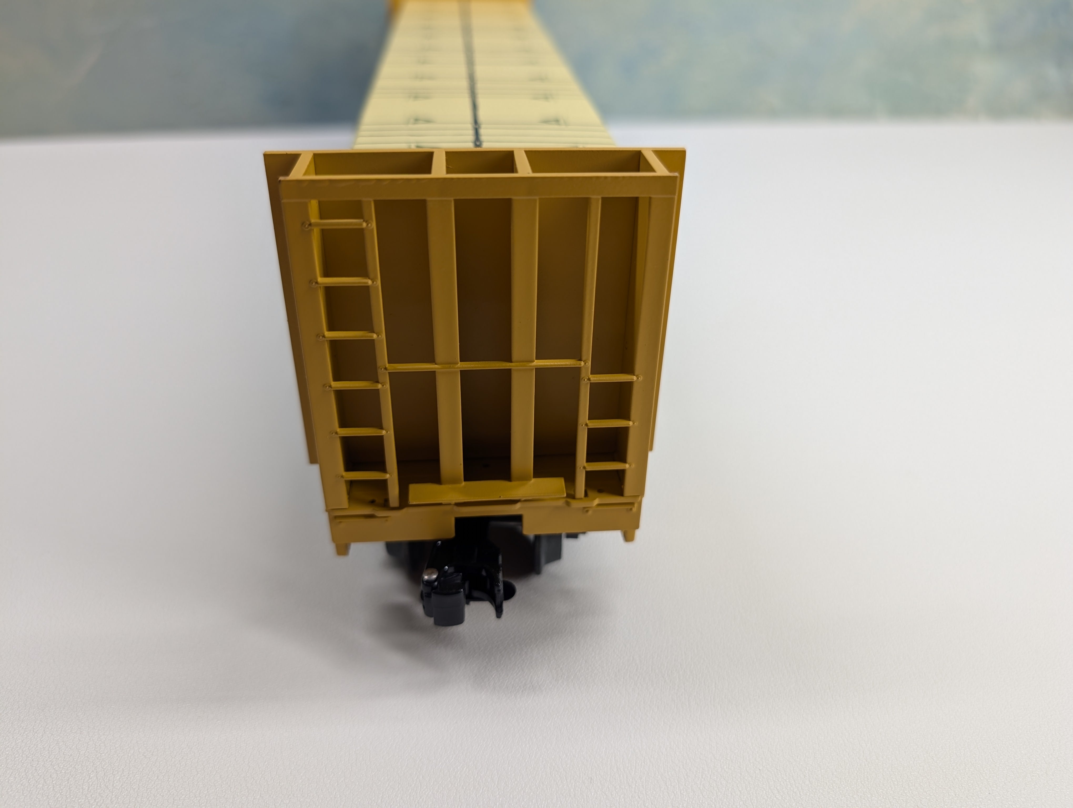 USED Weaver O Bulkhead Flat Car w/ Load, 3 Rail Union Pacific #215842