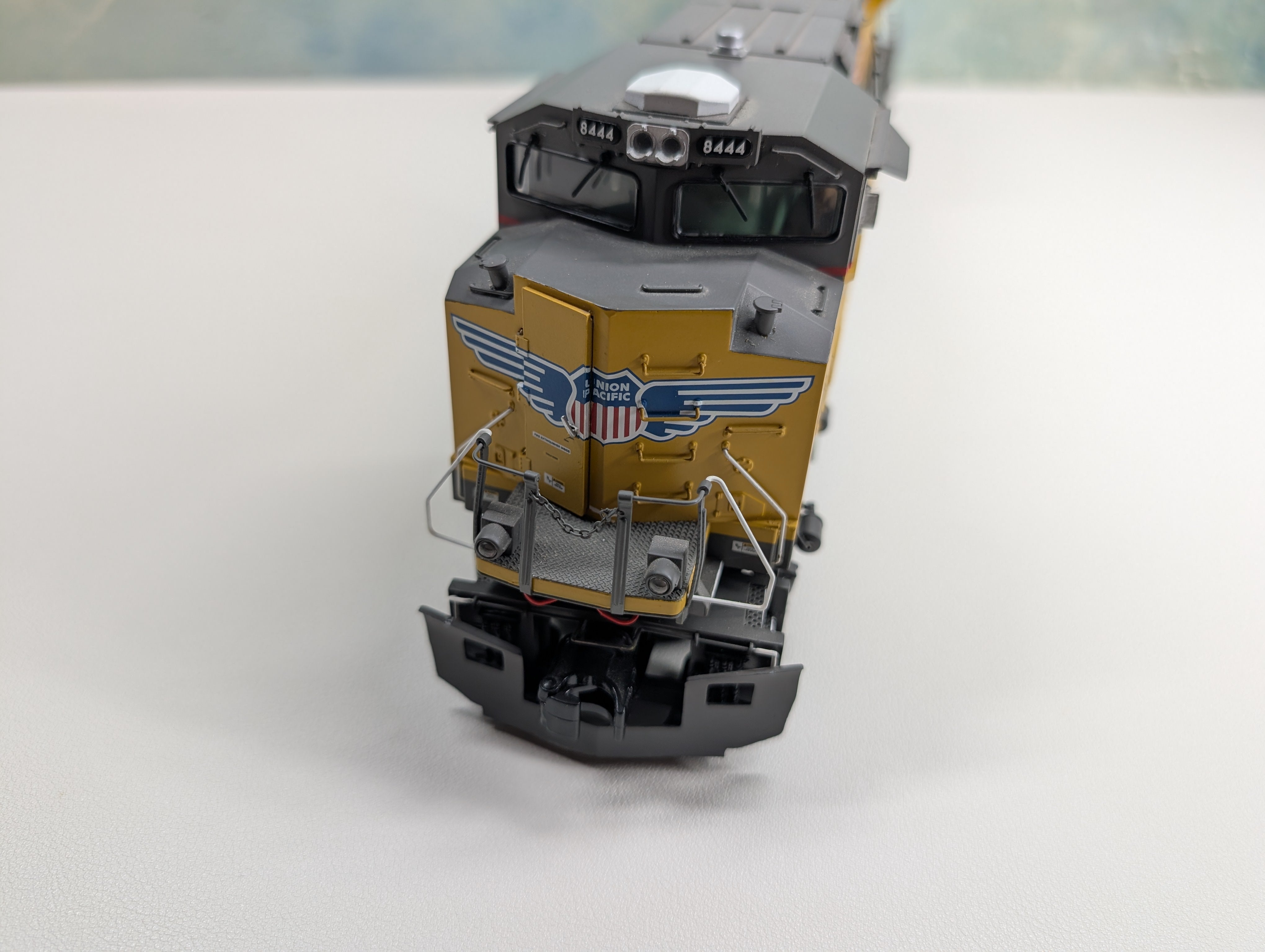 USED MTH Premier 20-2918-1 O SD70ACe Diesel Locomotive Union Pacific #8444 Tested, 3 Rail Proto-Sound 2.0