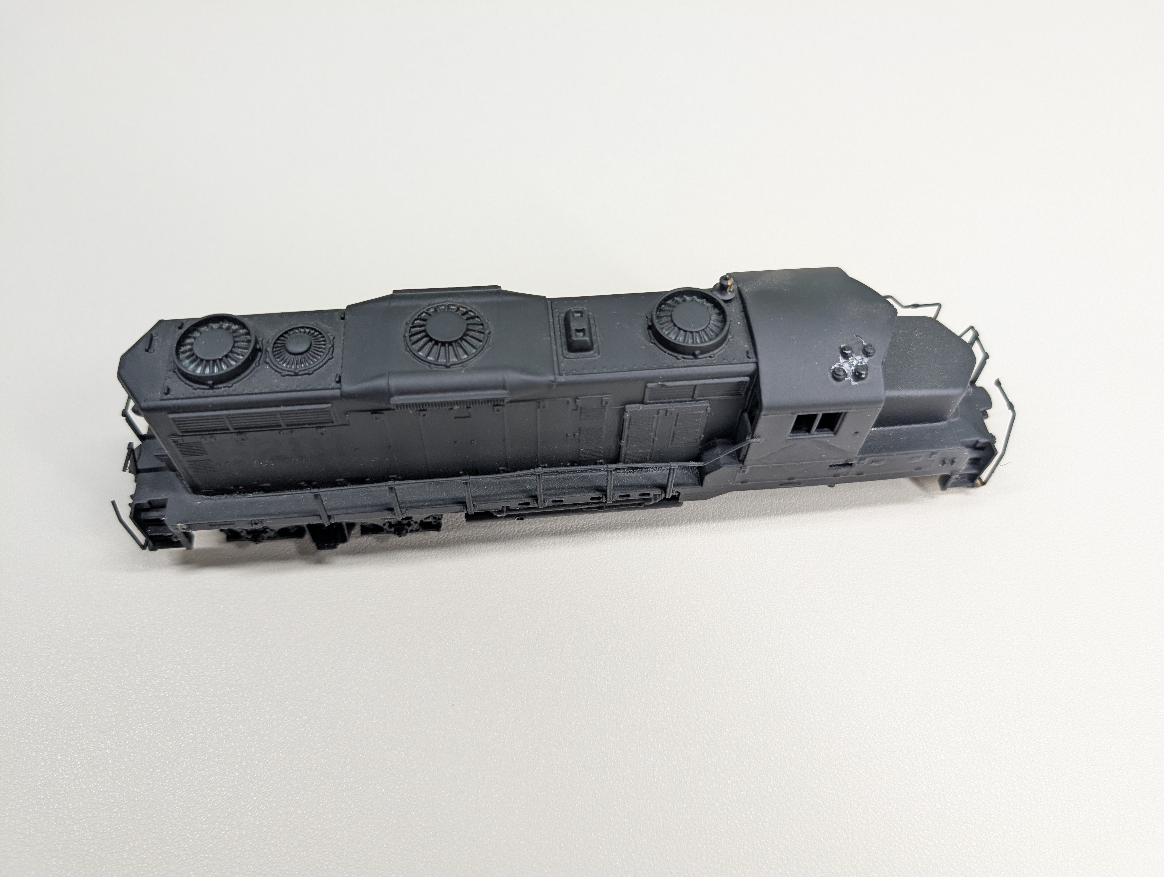 USED Mantua HO Scale GP20 Diesel Locomotive for Parts/Repairs