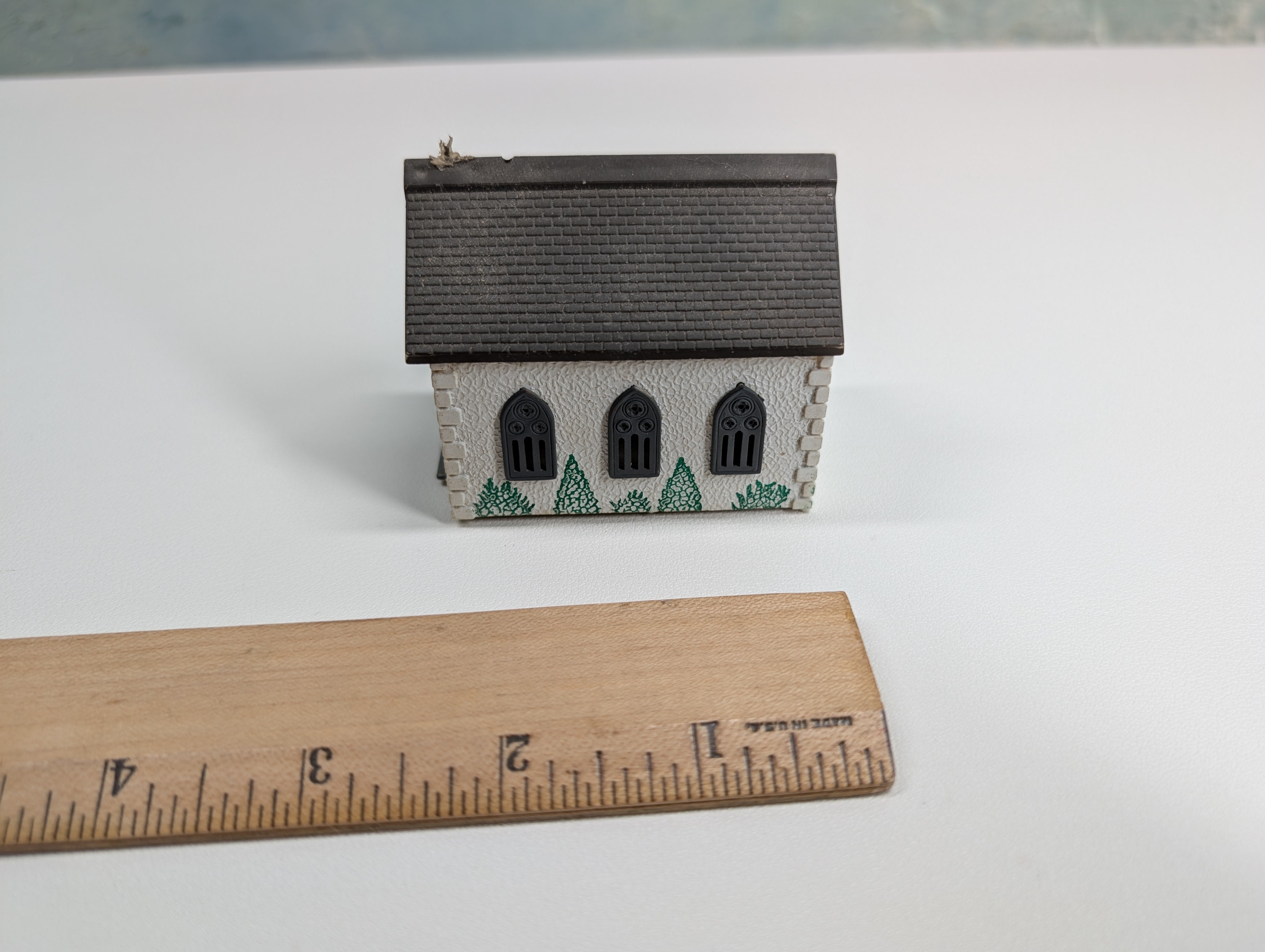 USED N Scale Church