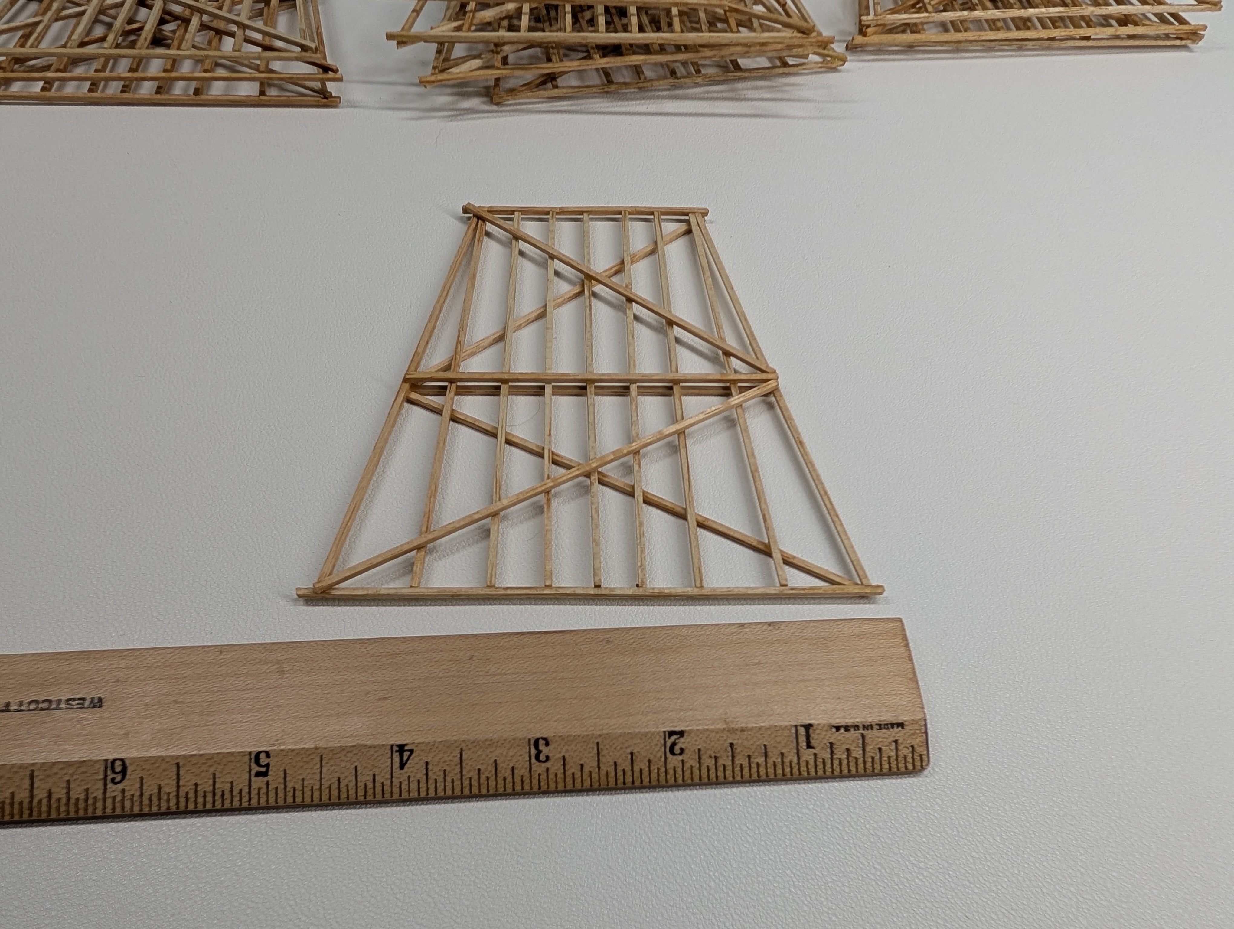 USED HO Scale Lot of Wood Trestles (14 pcs)