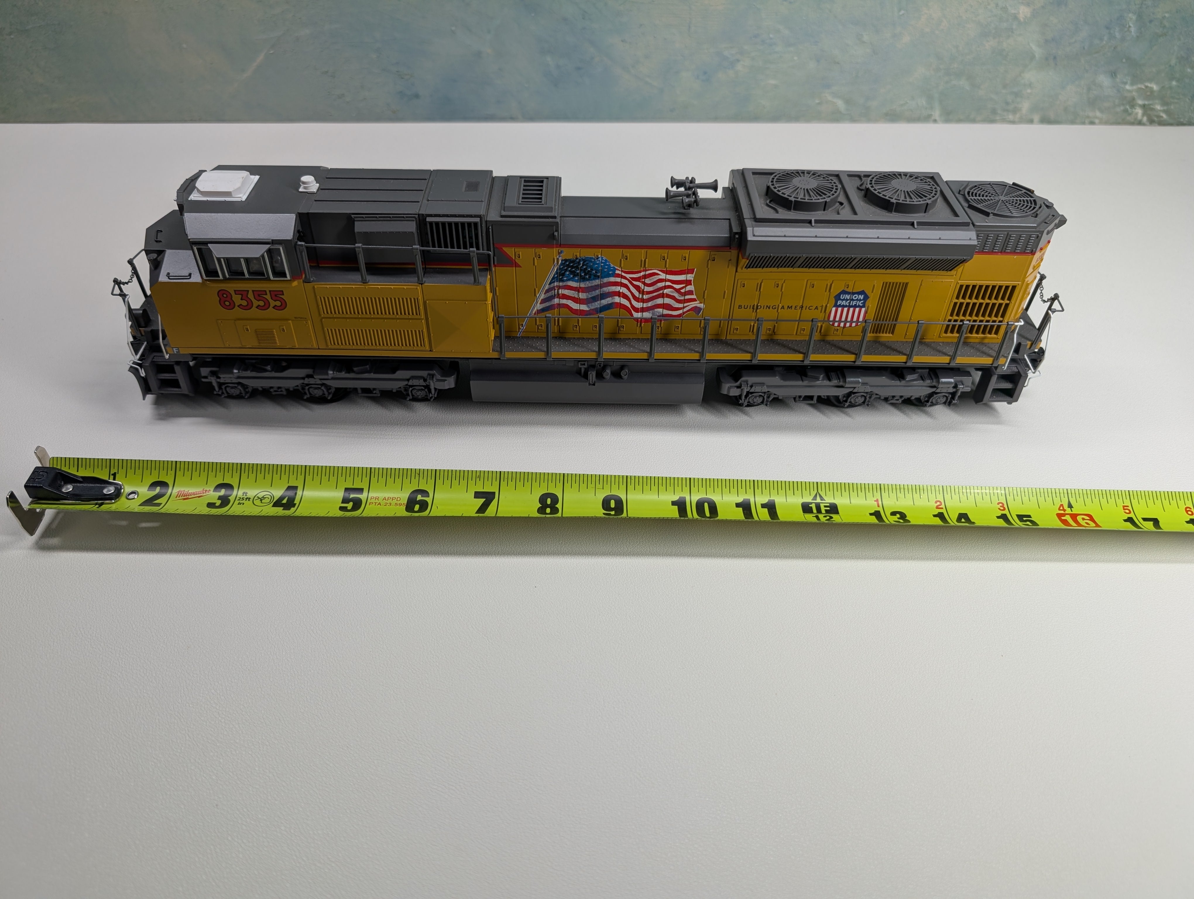 USED MTH Rail King 30-20368-1 O SD70ACe Diesel Locomotive Union Pacific #8355 Runs Great Proto-Sound 3.0