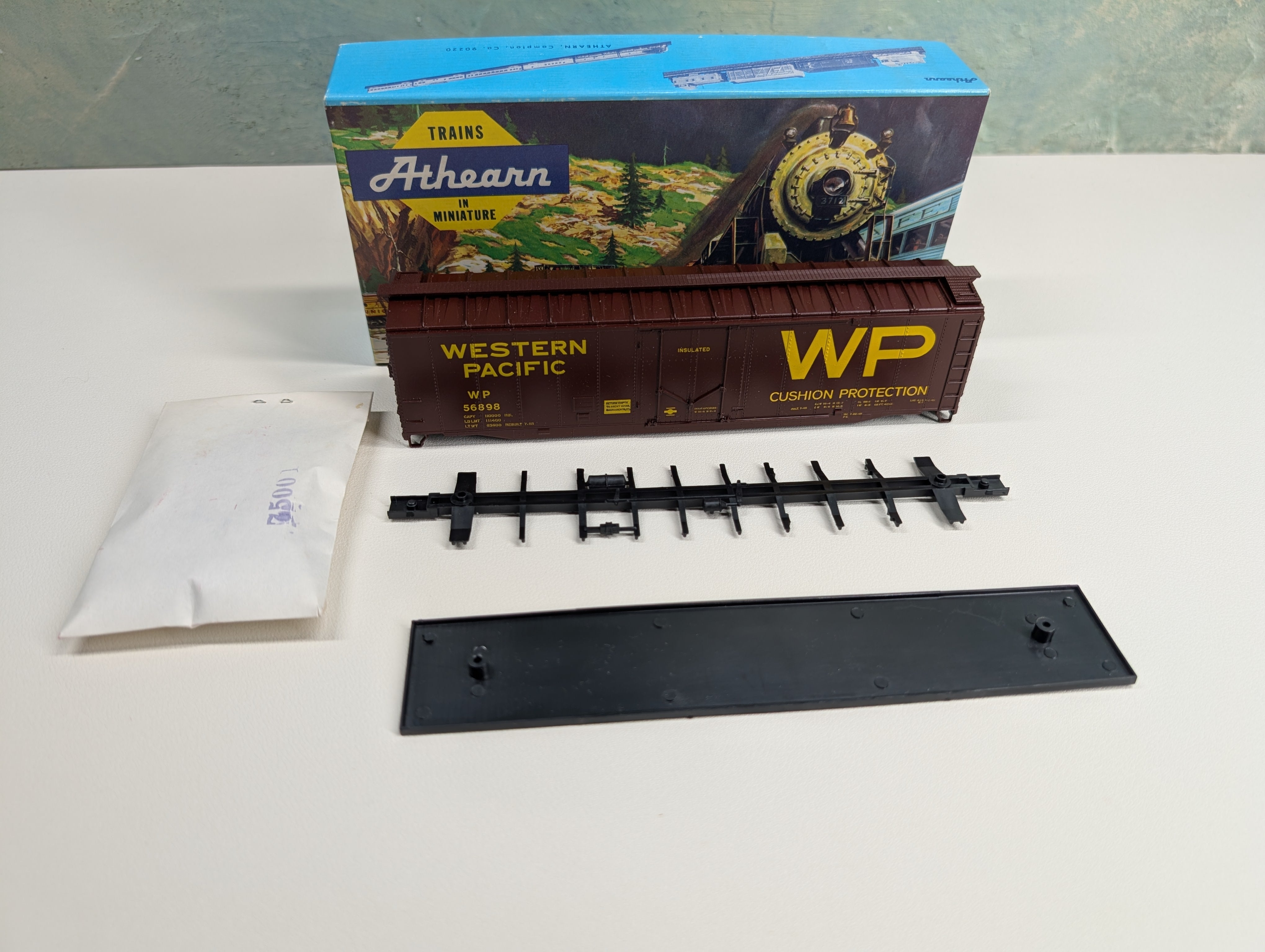 USED Athearn HO Scale 50' Box Car Western Pacific WP #56898