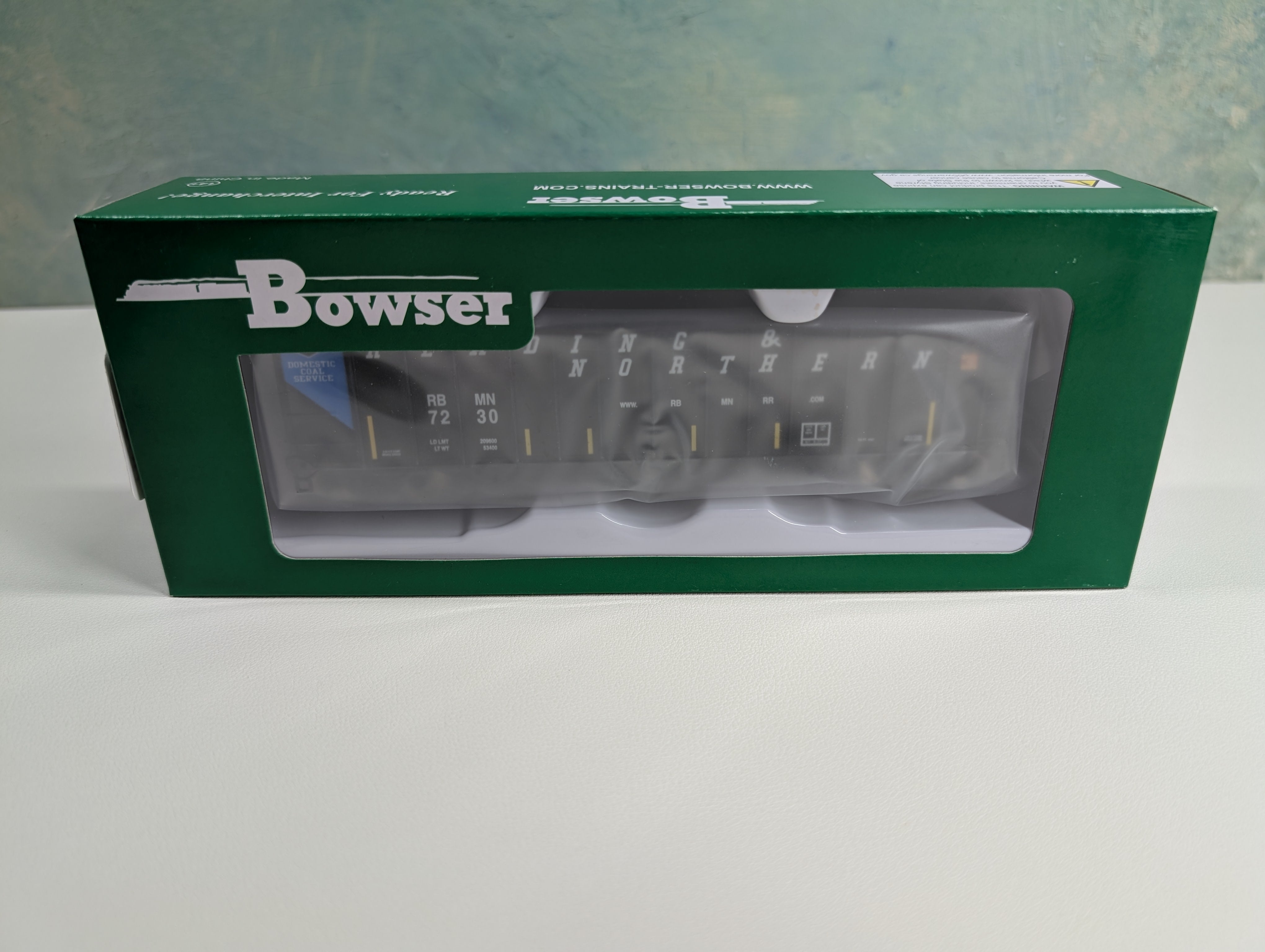 Bowser 43227 HO Scale 100 Ton 4 Bay Hopper Reading & Northern RBMN #7230 Blue Panel