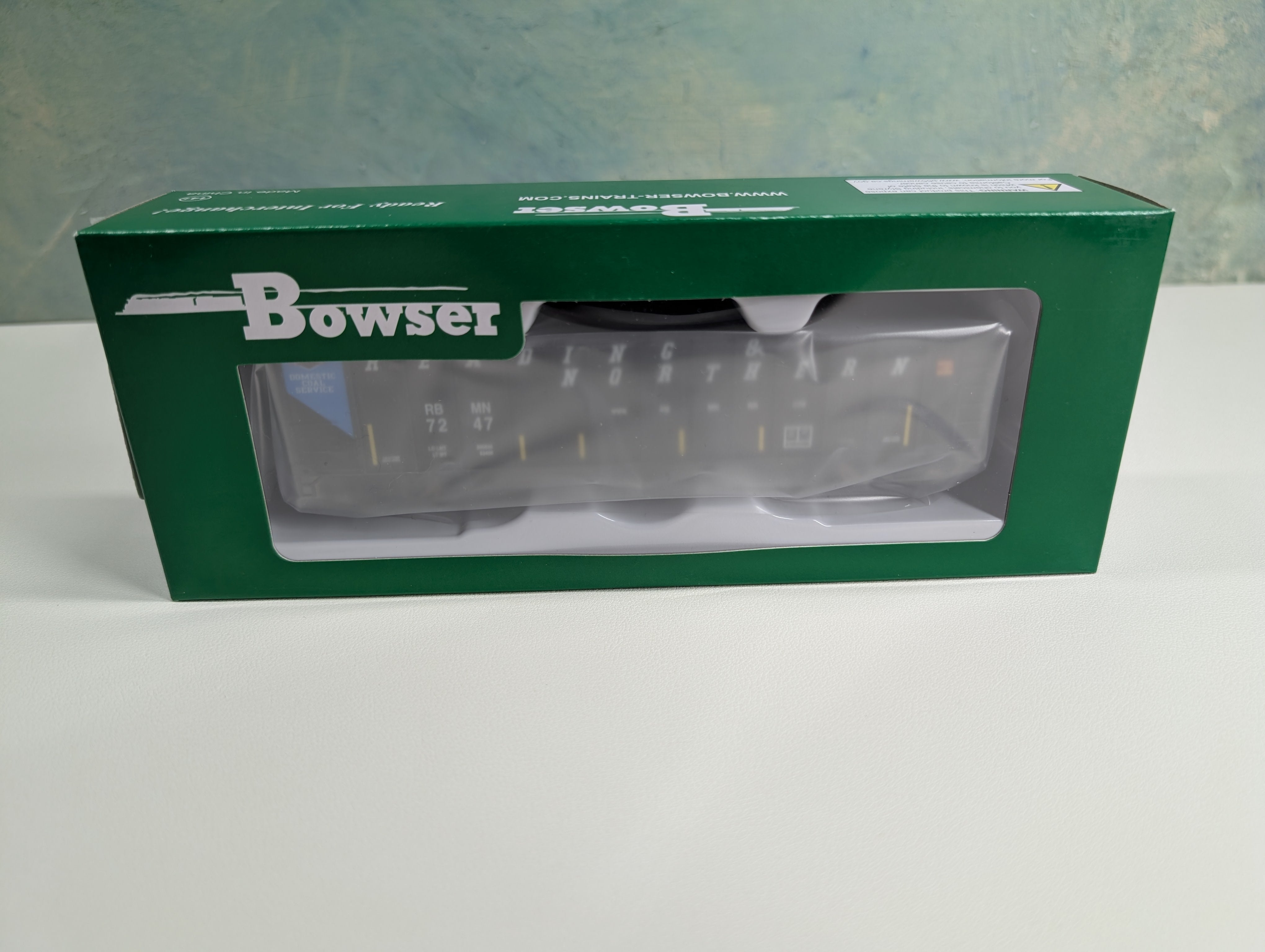 Bowser 43228 HO Scale 100 Ton 4 Bay Hopper Reading & Northern RBMN #7247 Blue Panel